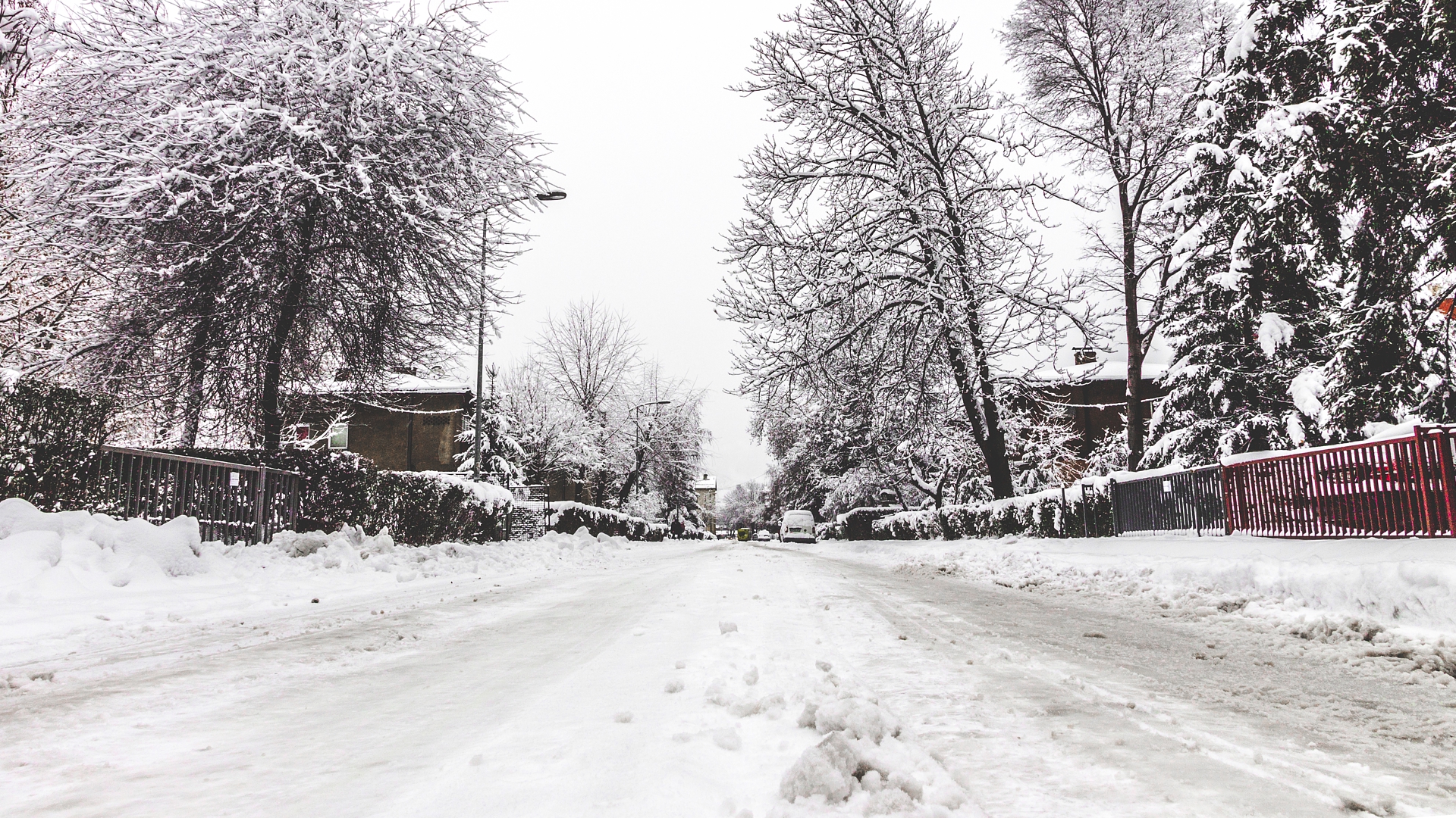 Laden Sie das Winter, Schnee, Fotografie, Innerortsstraße, Bosnien-Bild kostenlos auf Ihren PC-Desktop herunter