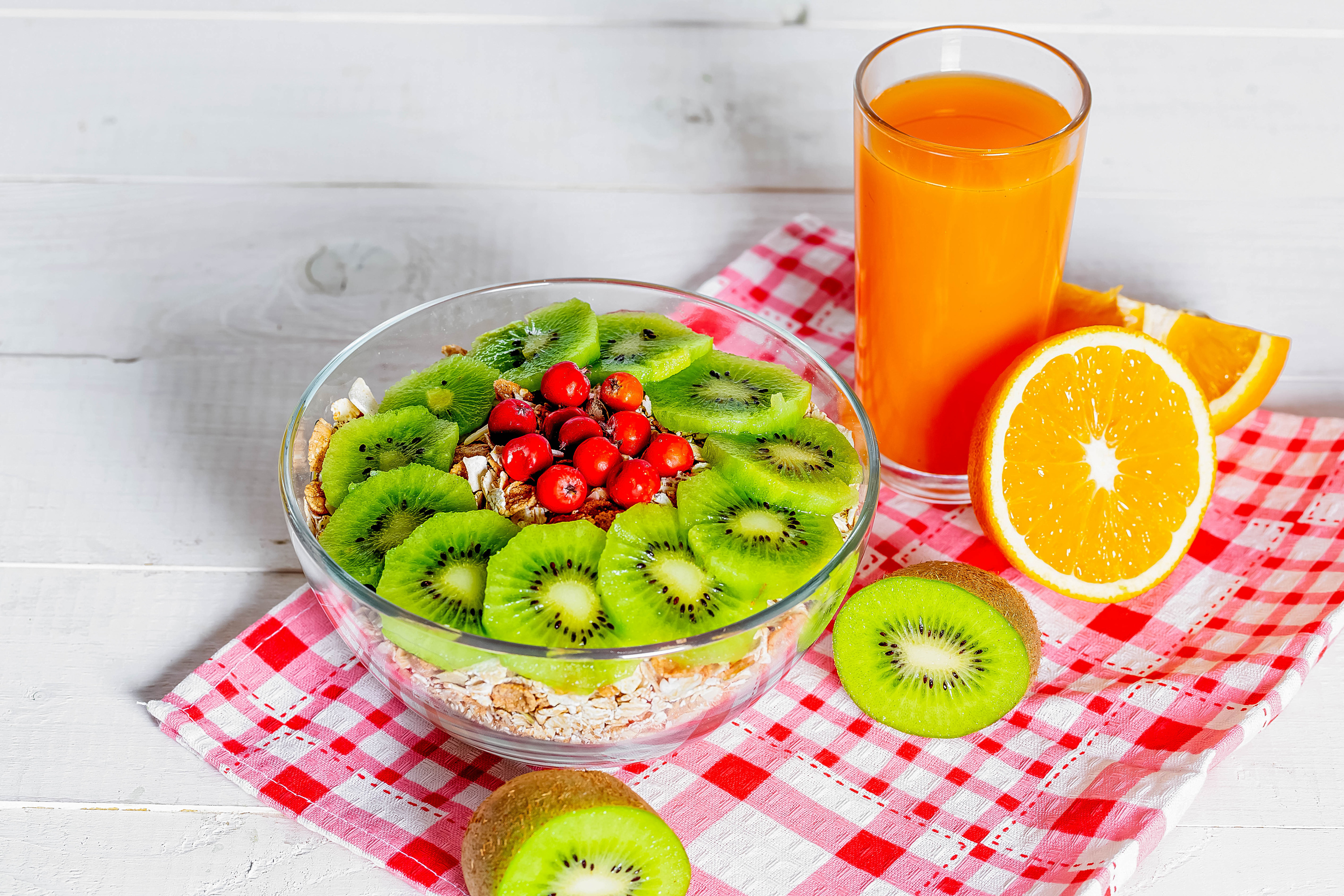 Handy-Wallpaper Kiwi, Frucht, Saft, Nahrungsmittel, Orange (Obst), Frühstuck kostenlos herunterladen.