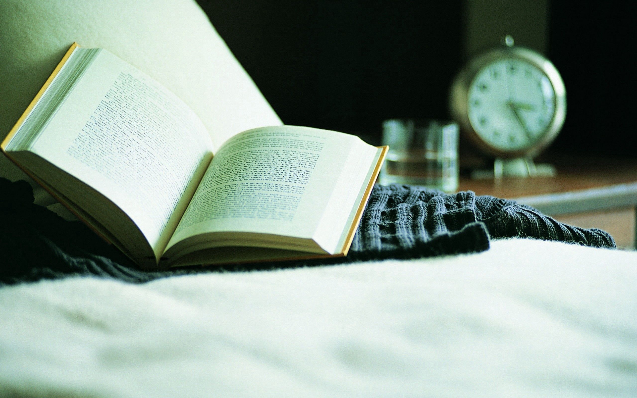 reading, miscellanea, miscellaneous, book, bed, alarm clock