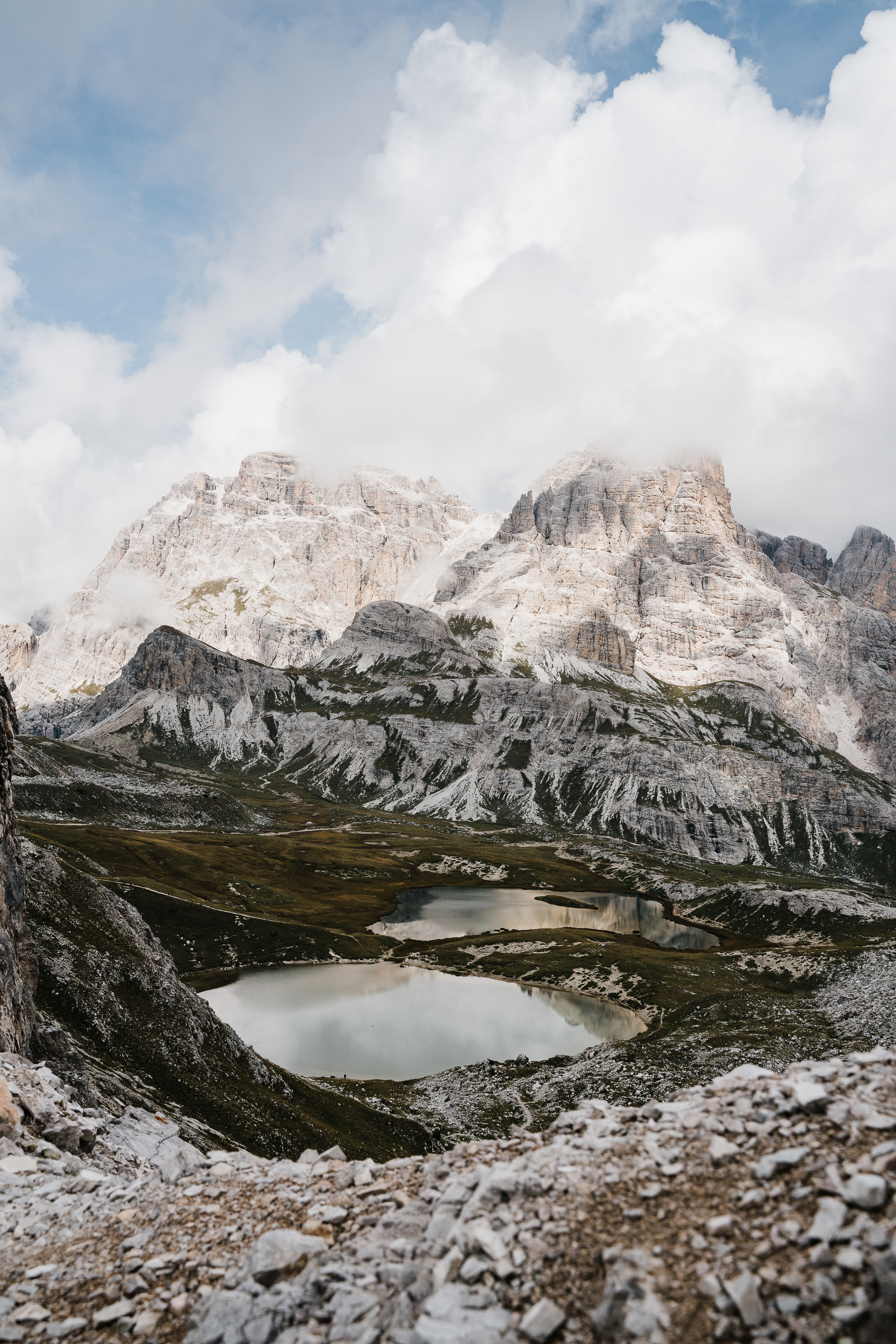 Descarga gratis la imagen Nubes, Naturaleza, Montañas, Lago, Paisaje en el escritorio de tu PC