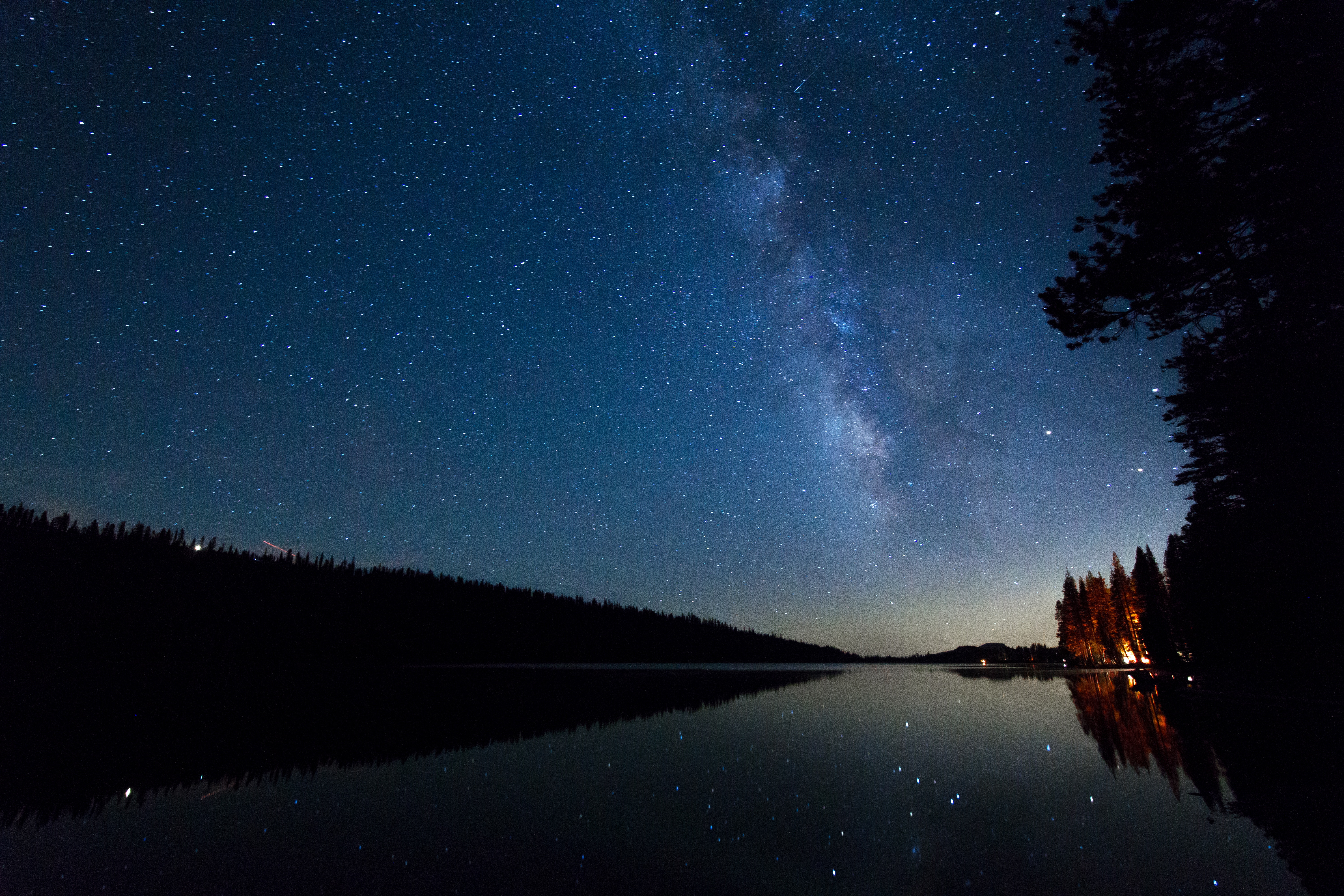 Скачать обои бесплатно Озеро, Звезды, Ночь, Природа, Звездное Небо картинка на рабочий стол ПК