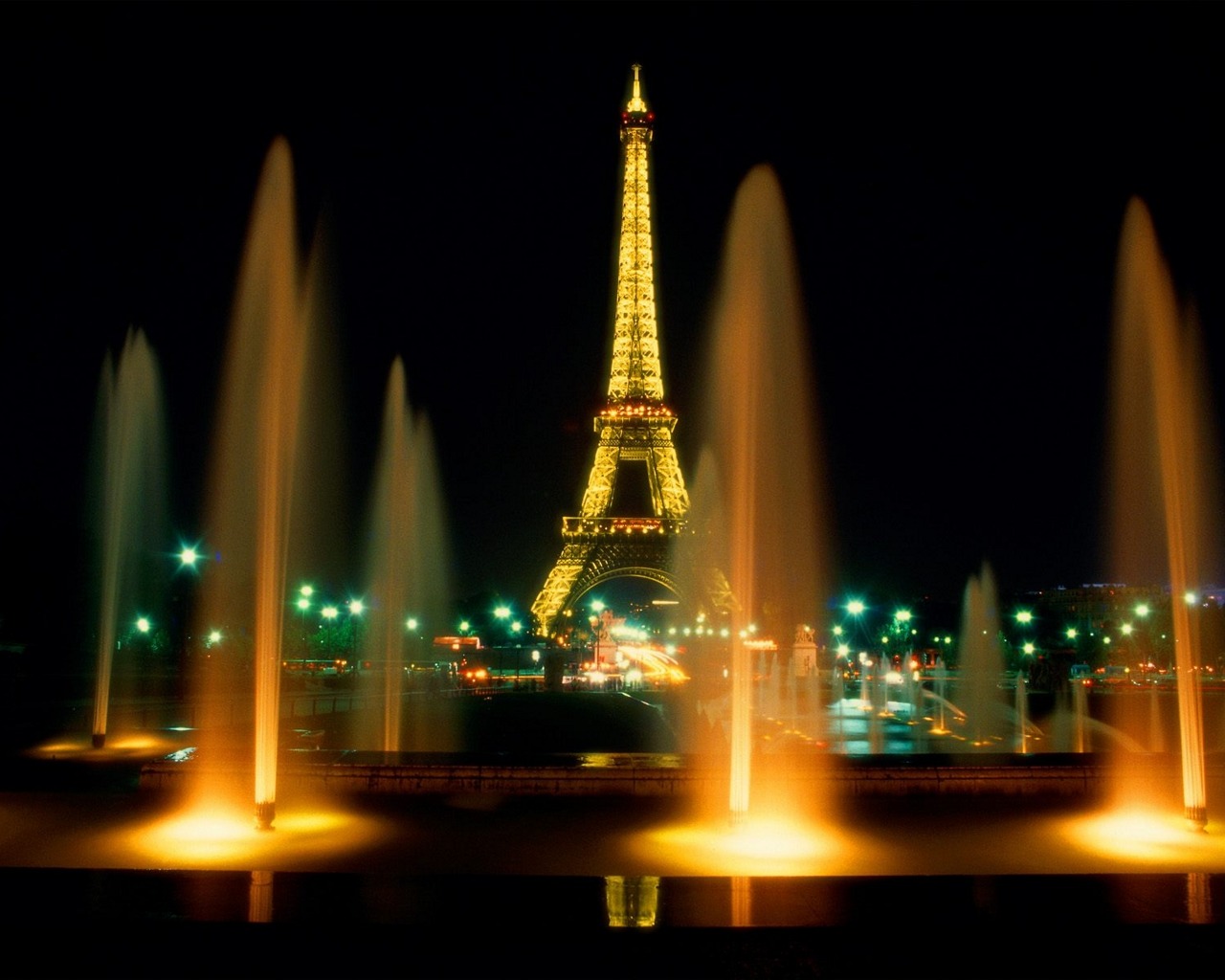 1447811 économiseurs d'écran et fonds d'écran Tour Eiffel sur votre téléphone. Téléchargez  images gratuitement