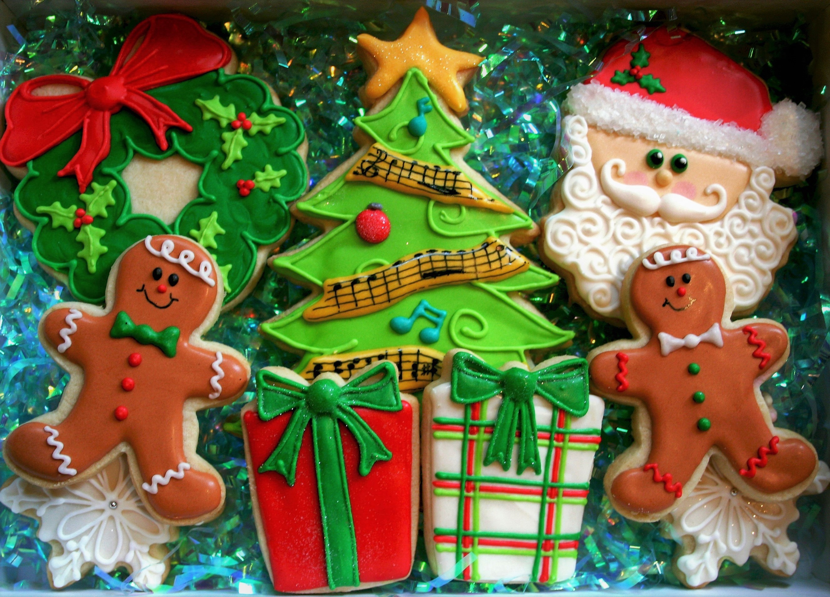 Download mobile wallpaper Food, Tree, Christmas, Santa, Gingerbread, Cookie for free.