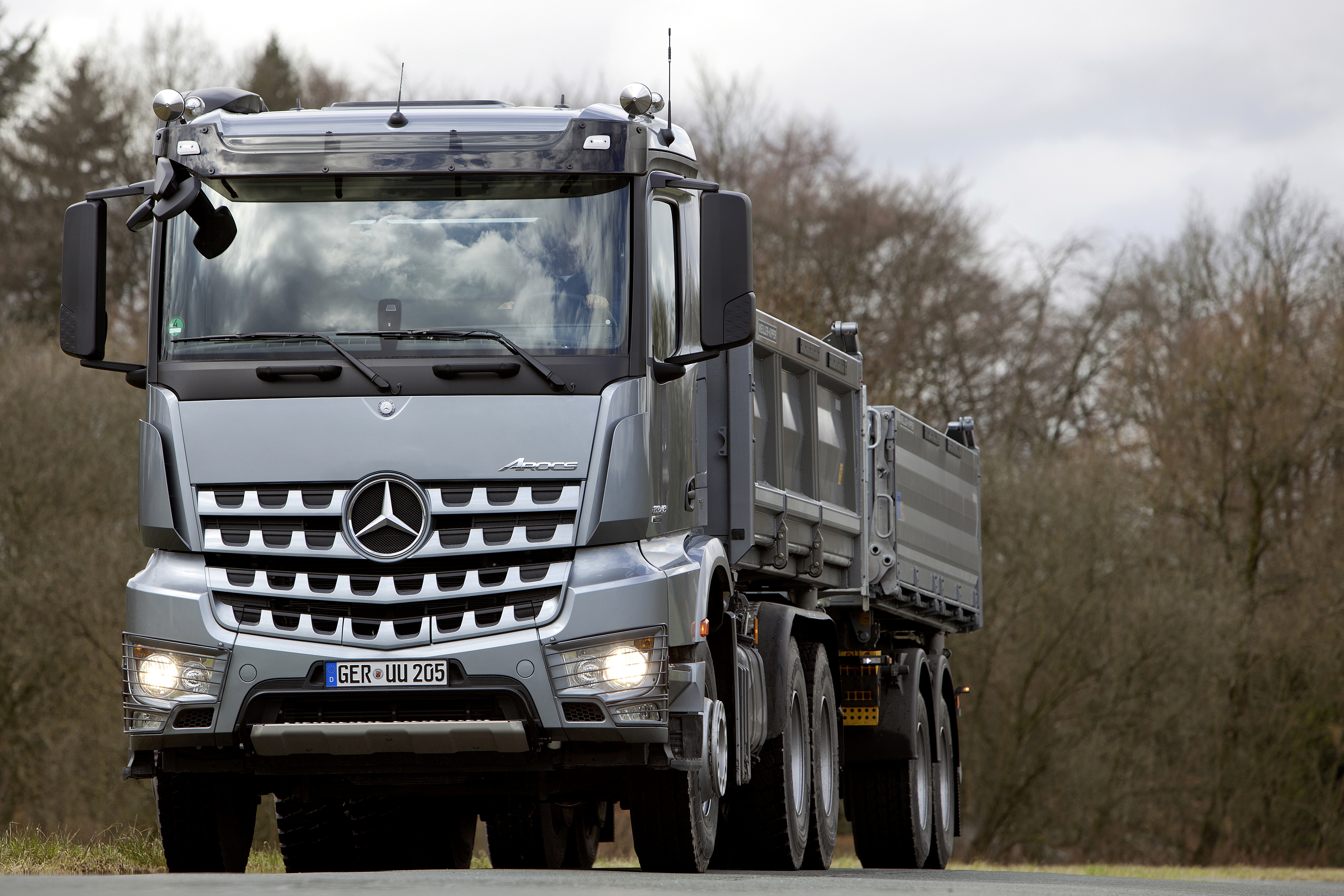 Download mobile wallpaper Vehicles, Dump Truck, Mercedes Benz Arocs for free.