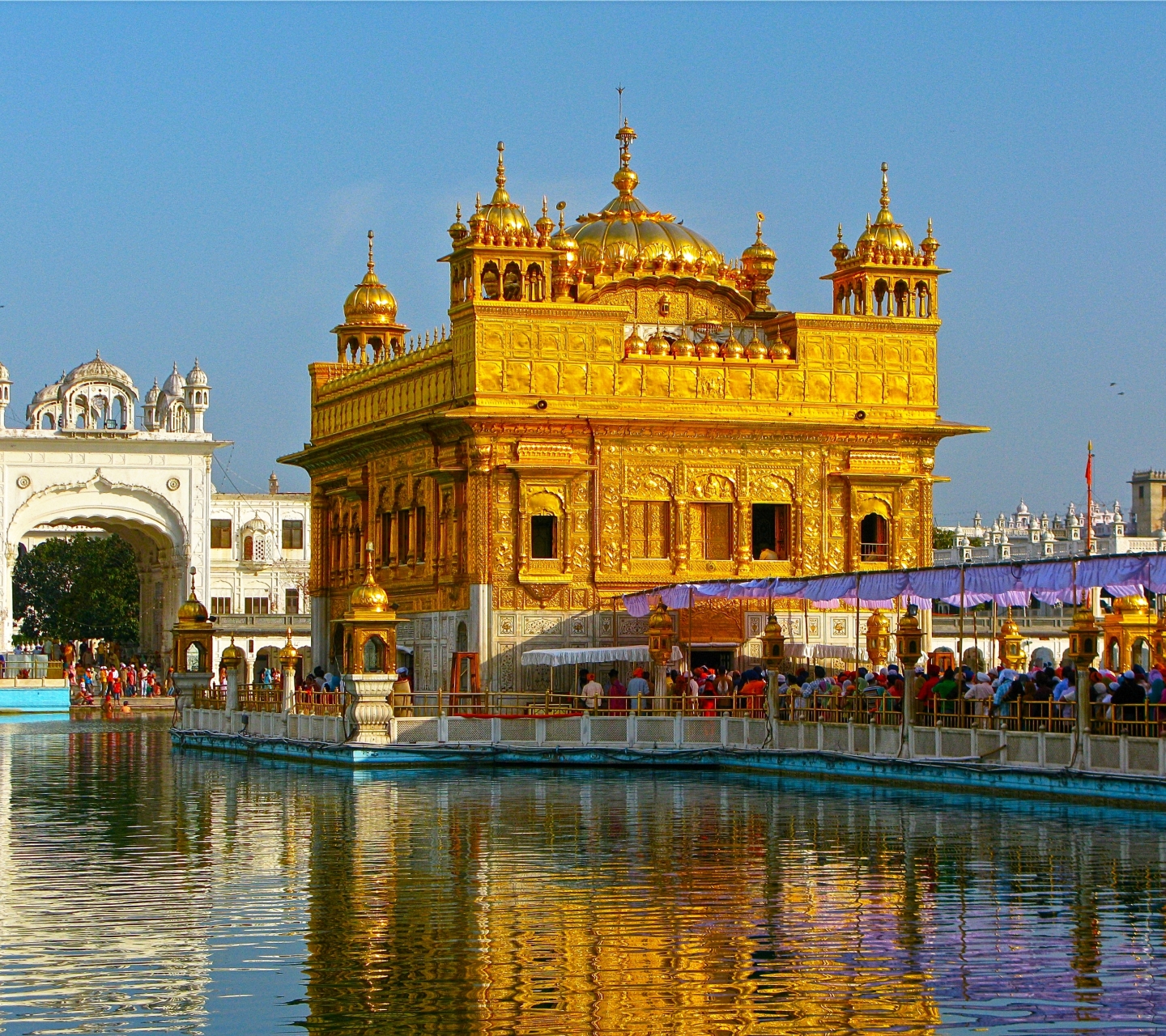 1116081 Hintergrundbild herunterladen religiös, harmandir sahib, goldener tempel, amritsar, indien, tempel - Bildschirmschoner und Bilder kostenlos