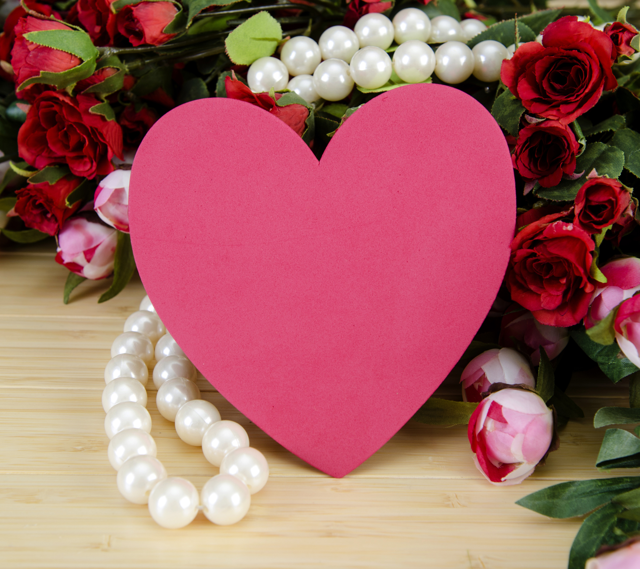 Download mobile wallpaper Valentine's Day, Pink, Flower, Holiday, Heart, Pearl for free.