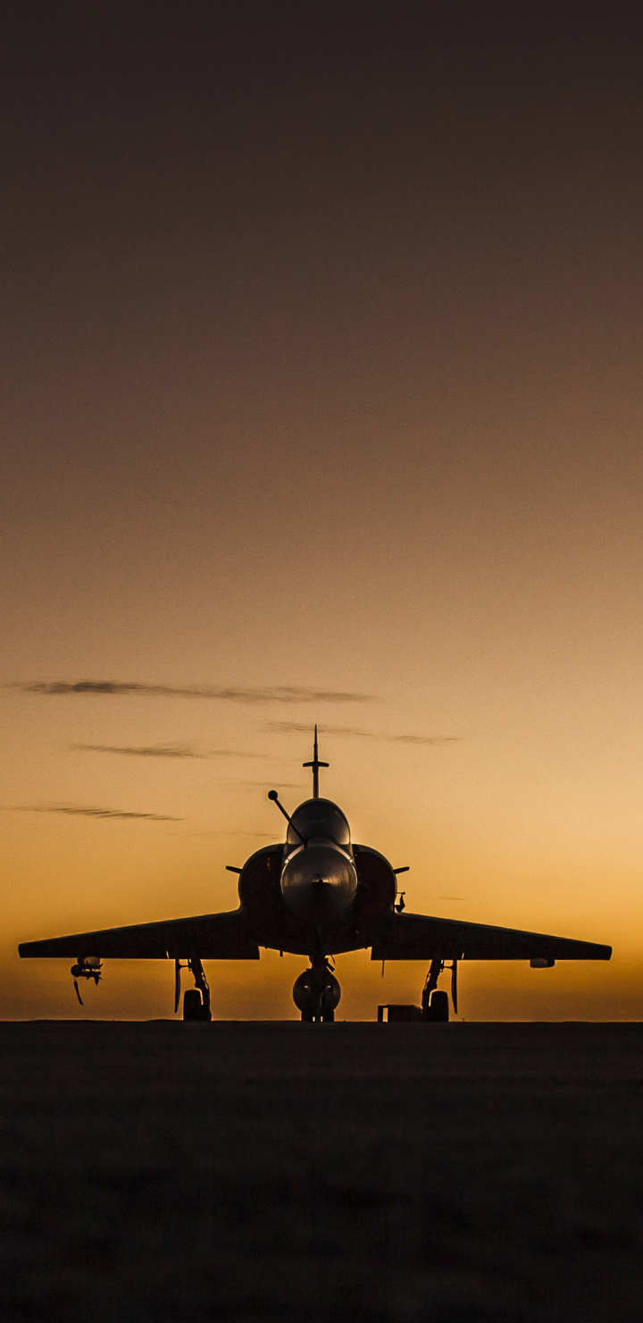 Download mobile wallpaper Sunset, Silhouette, Aircraft, Military, Jet Fighter, Warplane, Dassault Mirage 2000, Jet Fighters for free.