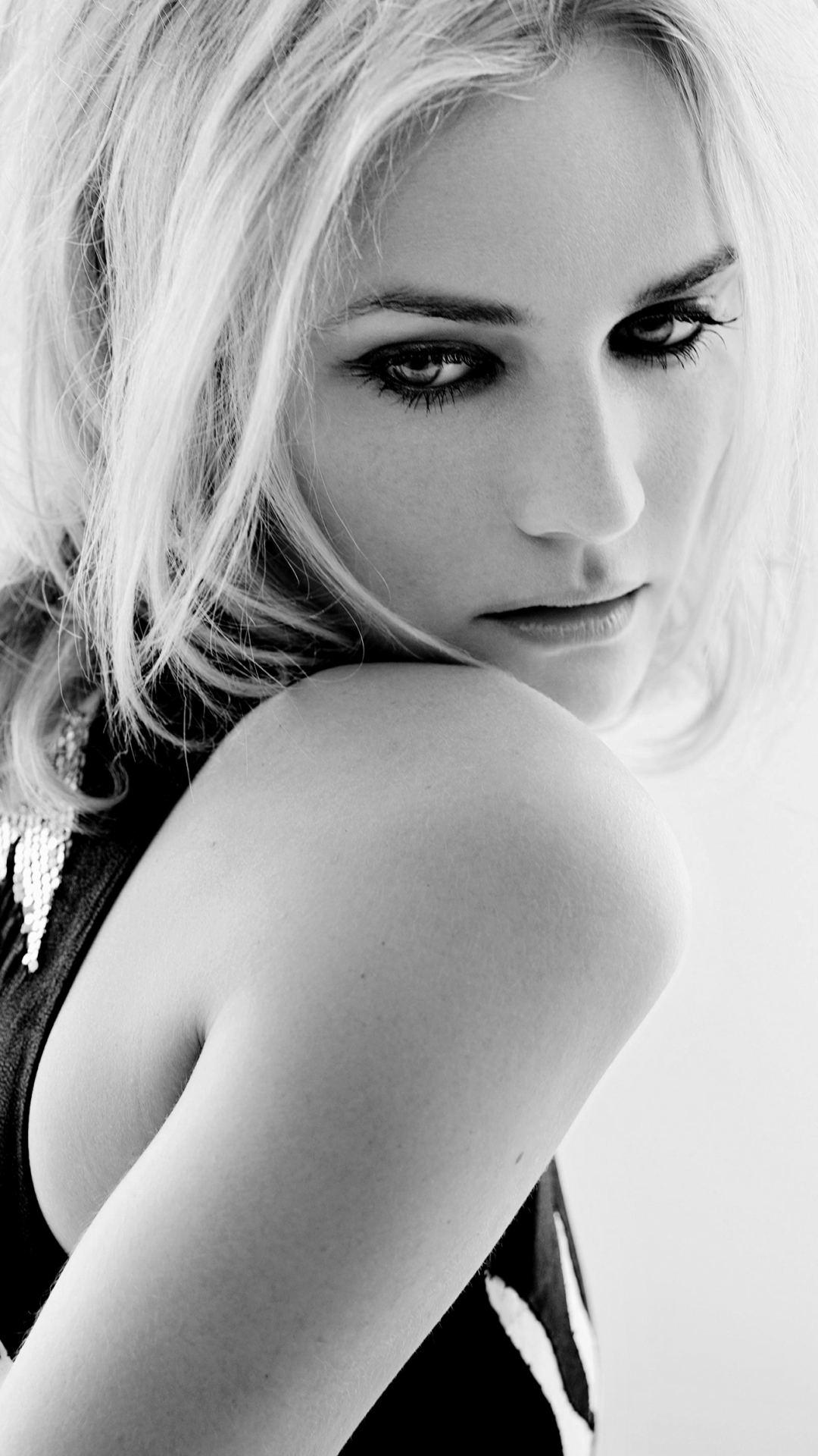 Download mobile wallpaper German, Celebrity, Actress, Diane Kruger for free.