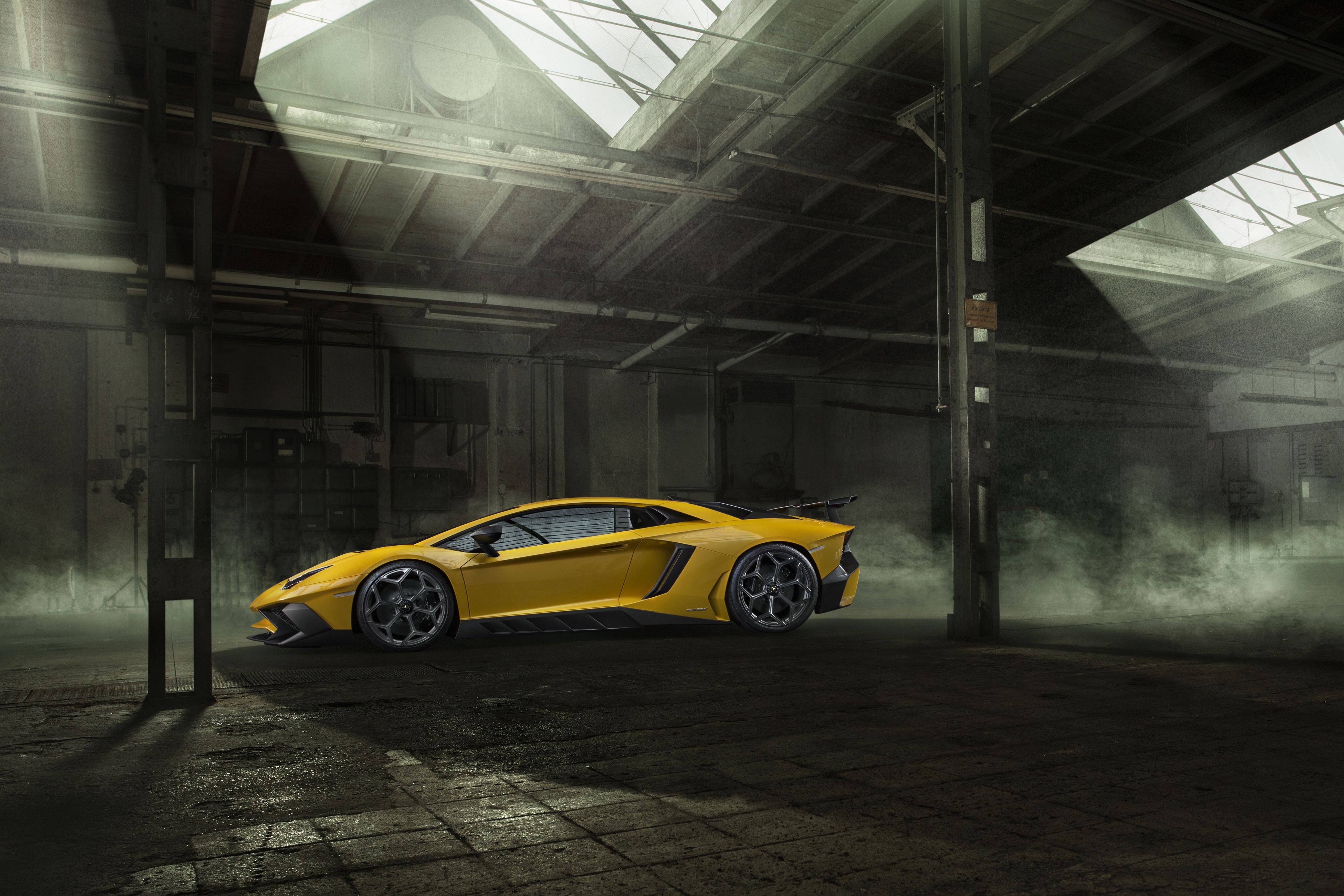 Laden Sie das Lamborghini, Autos, Supersportwagen, Fahrzeuge, Gelbes Auto, Lamborghini Aventador Sv-Bild kostenlos auf Ihren PC-Desktop herunter