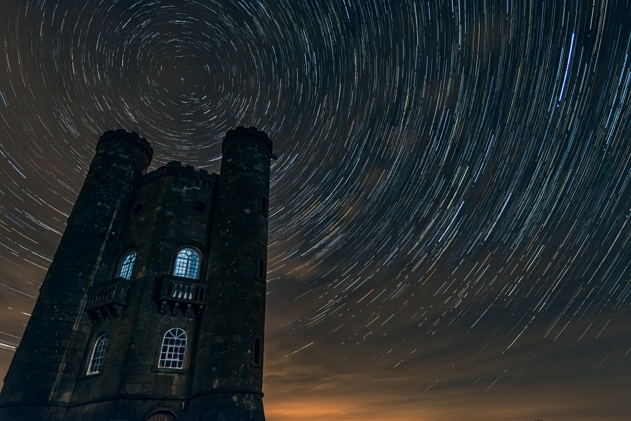 Download mobile wallpaper Night, Building, Photography, Star Trail for free.