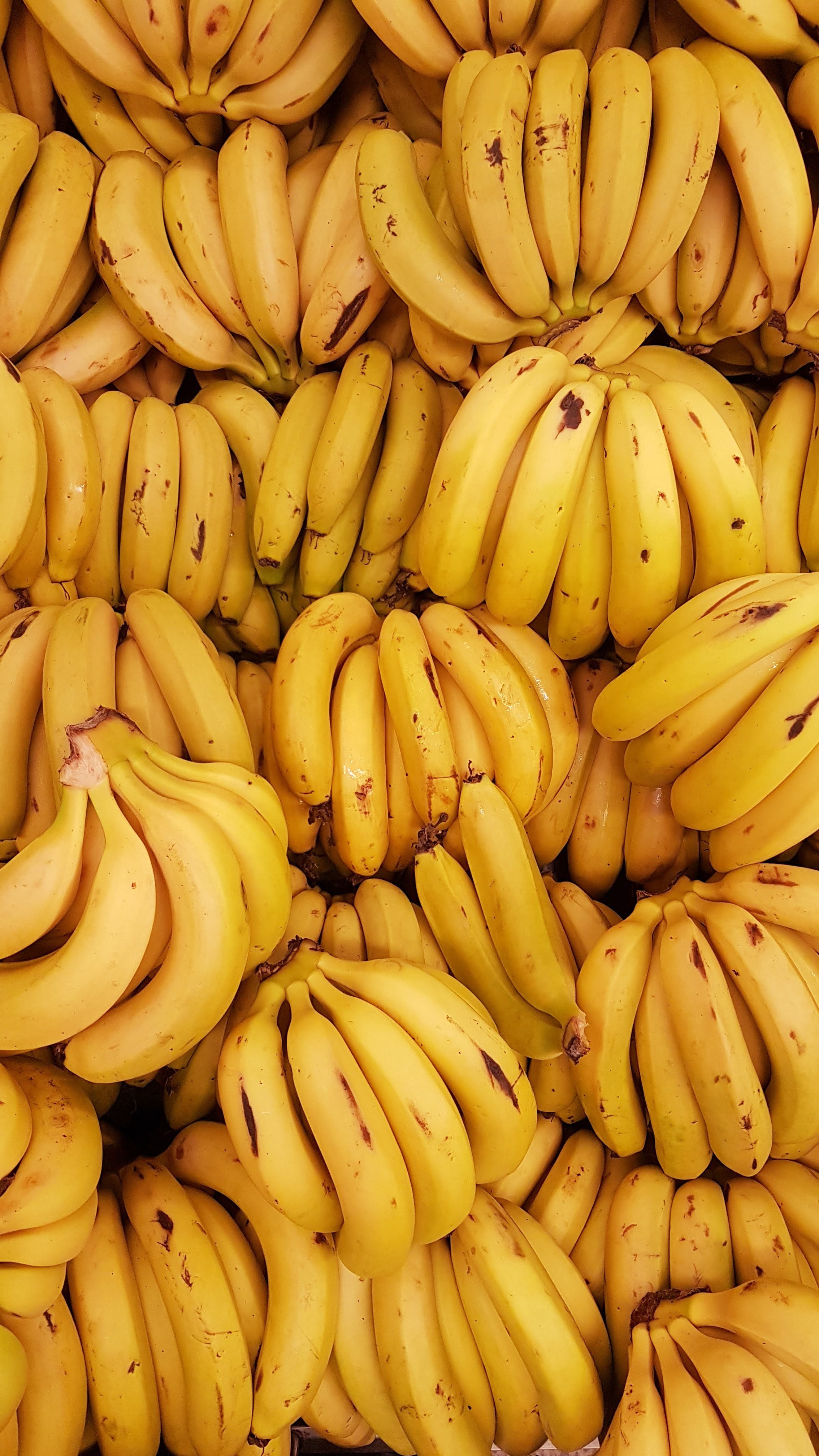 106222 завантажити картинку фрукти, їжа, банани, жовтий, грона, кластери - шпалери і заставки безкоштовно