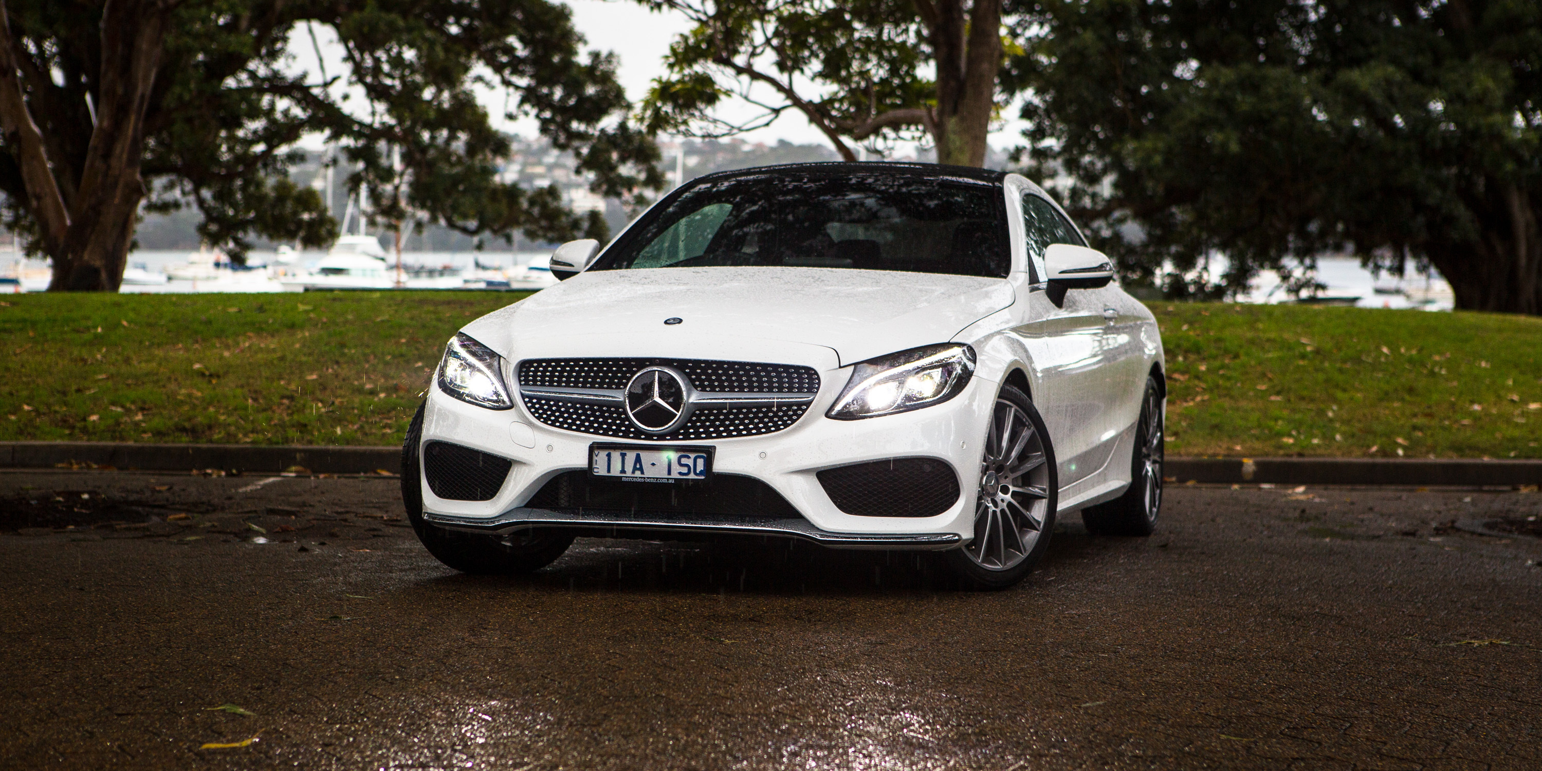 Download mobile wallpaper Car, Mercedes Benz, Vehicles, White Car, Mercedes Benz C Class for free.