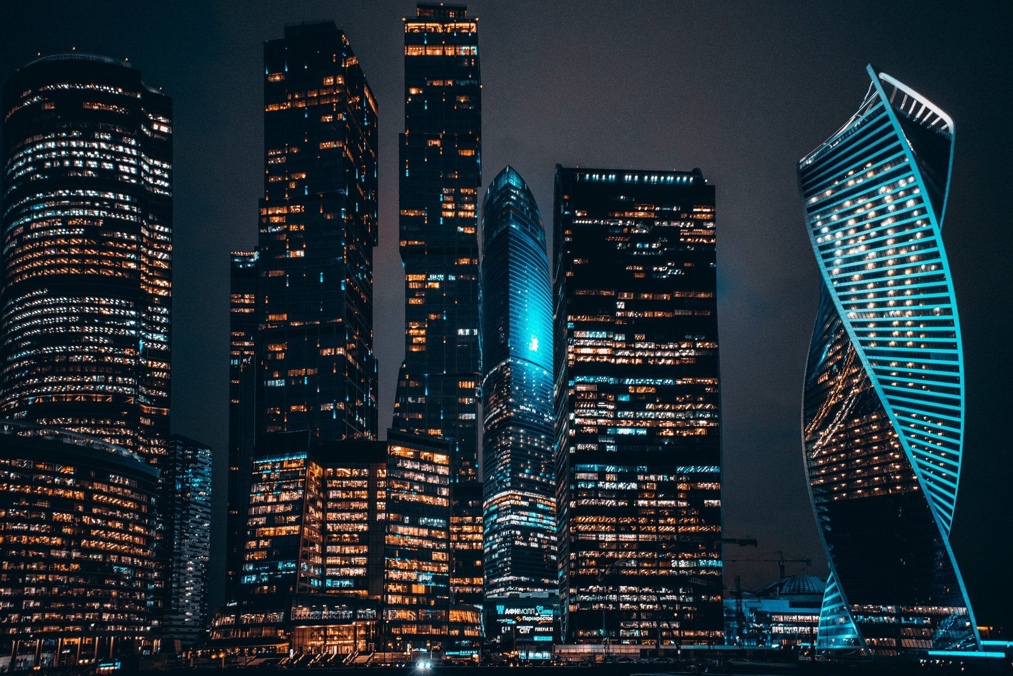Download mobile wallpaper Cities, Night, City, Skyscraper, Building, Russia, Moscow, Man Made for free.
