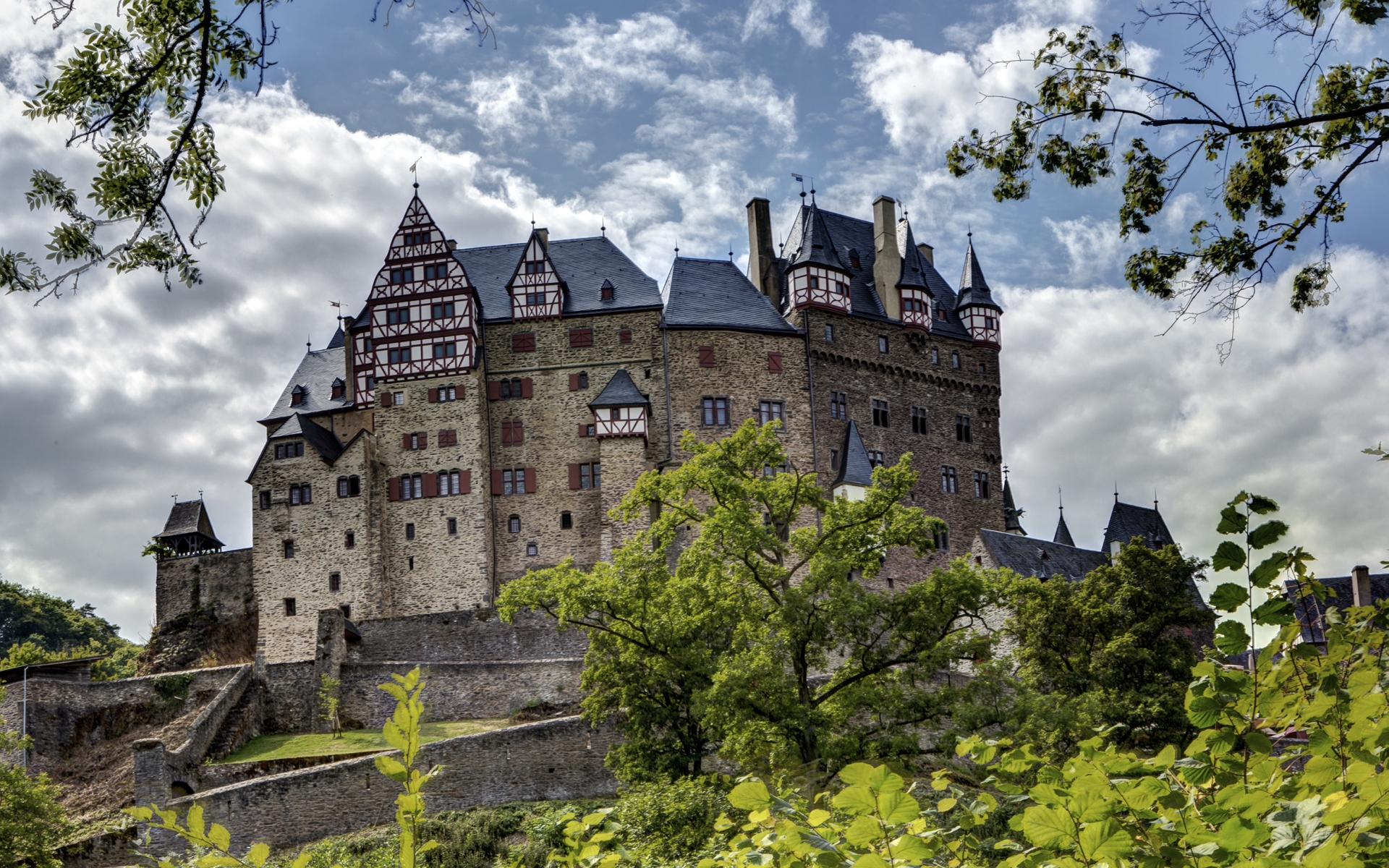 Laden Sie das Schlösser, Burg Eltz, Menschengemacht-Bild kostenlos auf Ihren PC-Desktop herunter