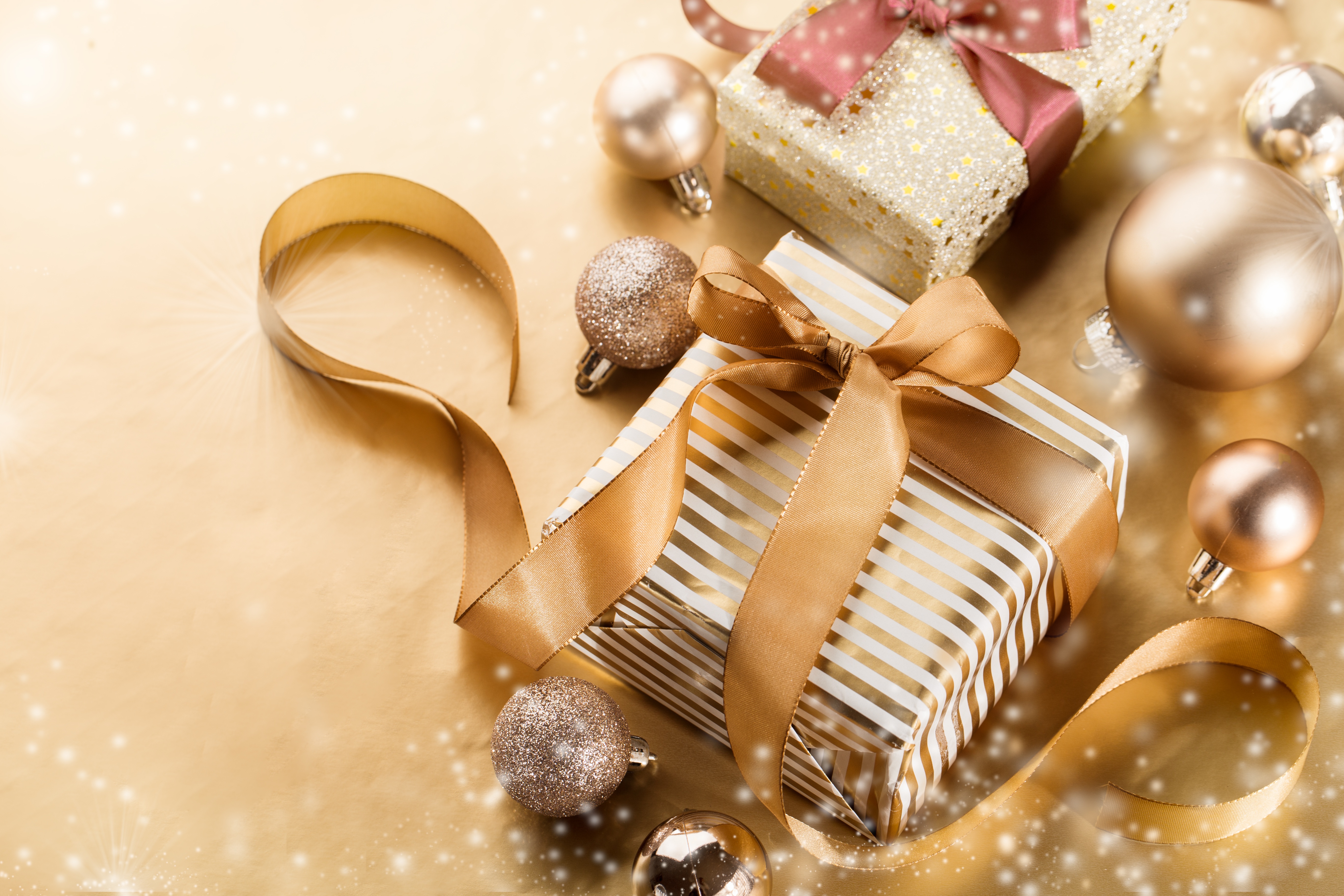 Téléchargez des papiers peints mobile Divers, Cadeau, Décorations De Noël gratuitement.