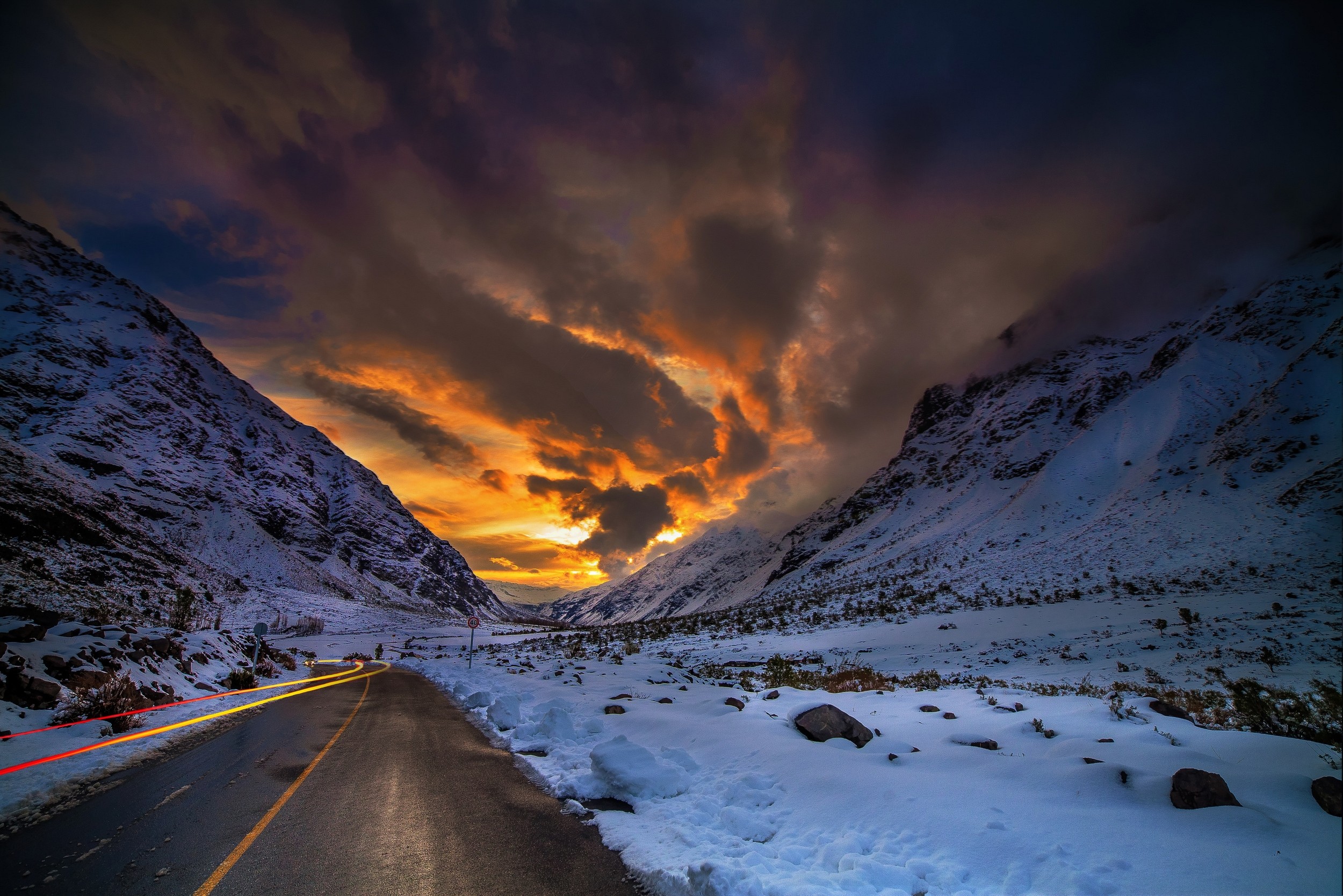 Baixe gratuitamente a imagem Inverno, Pôr Do Sol, Céu, Neve, Estrada, Nuvem, Feito Pelo Homem na área de trabalho do seu PC
