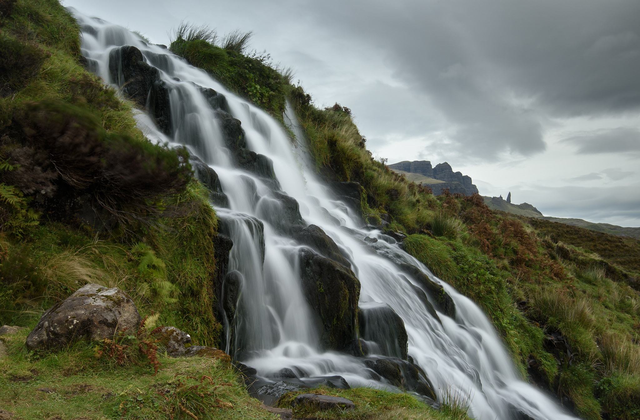 Descarga gratis la imagen Naturaleza, Hierba, Cascadas, Cascada, Tierra/naturaleza en el escritorio de tu PC