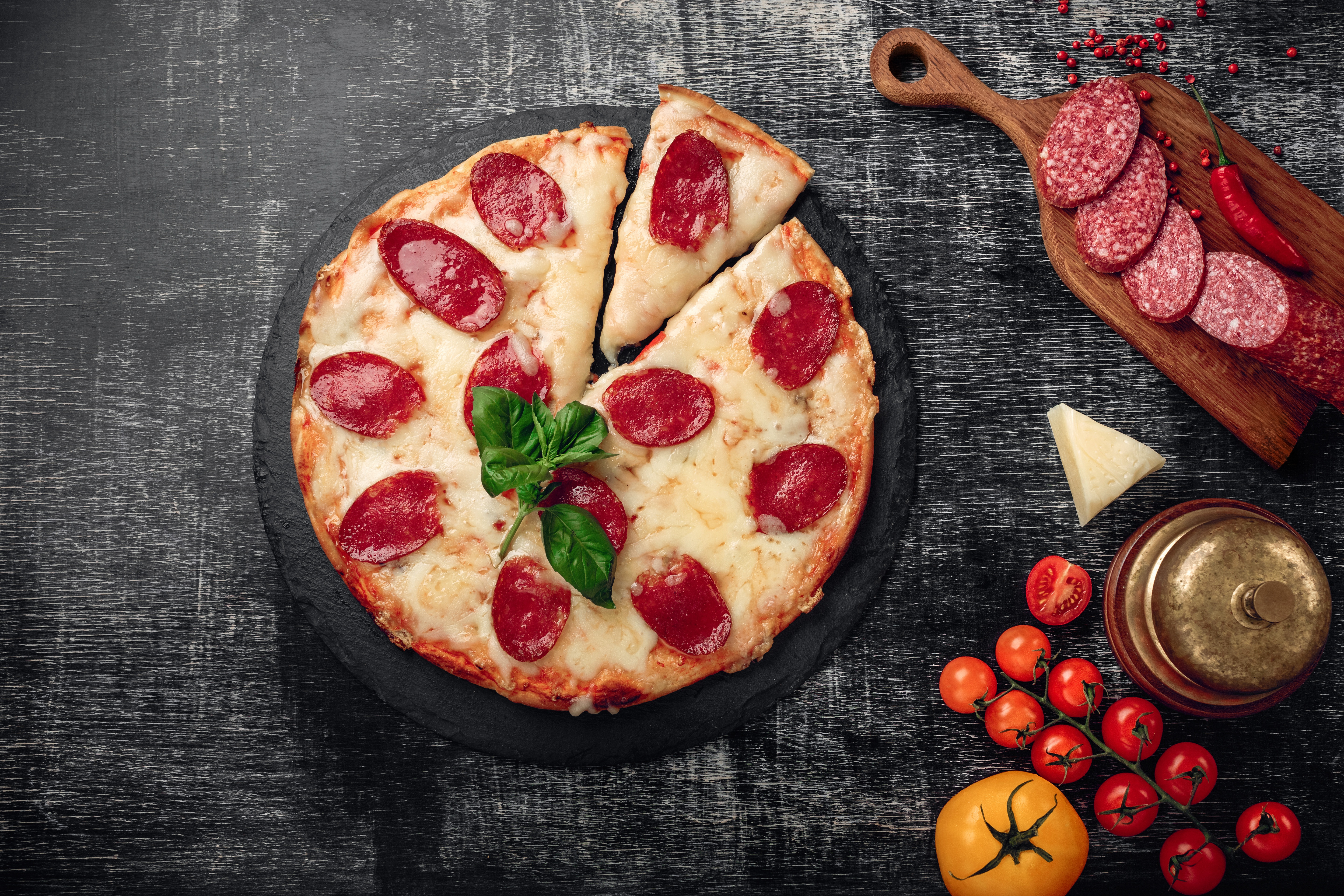 Free download wallpaper Food, Pizza, Still Life, Tomato on your PC desktop