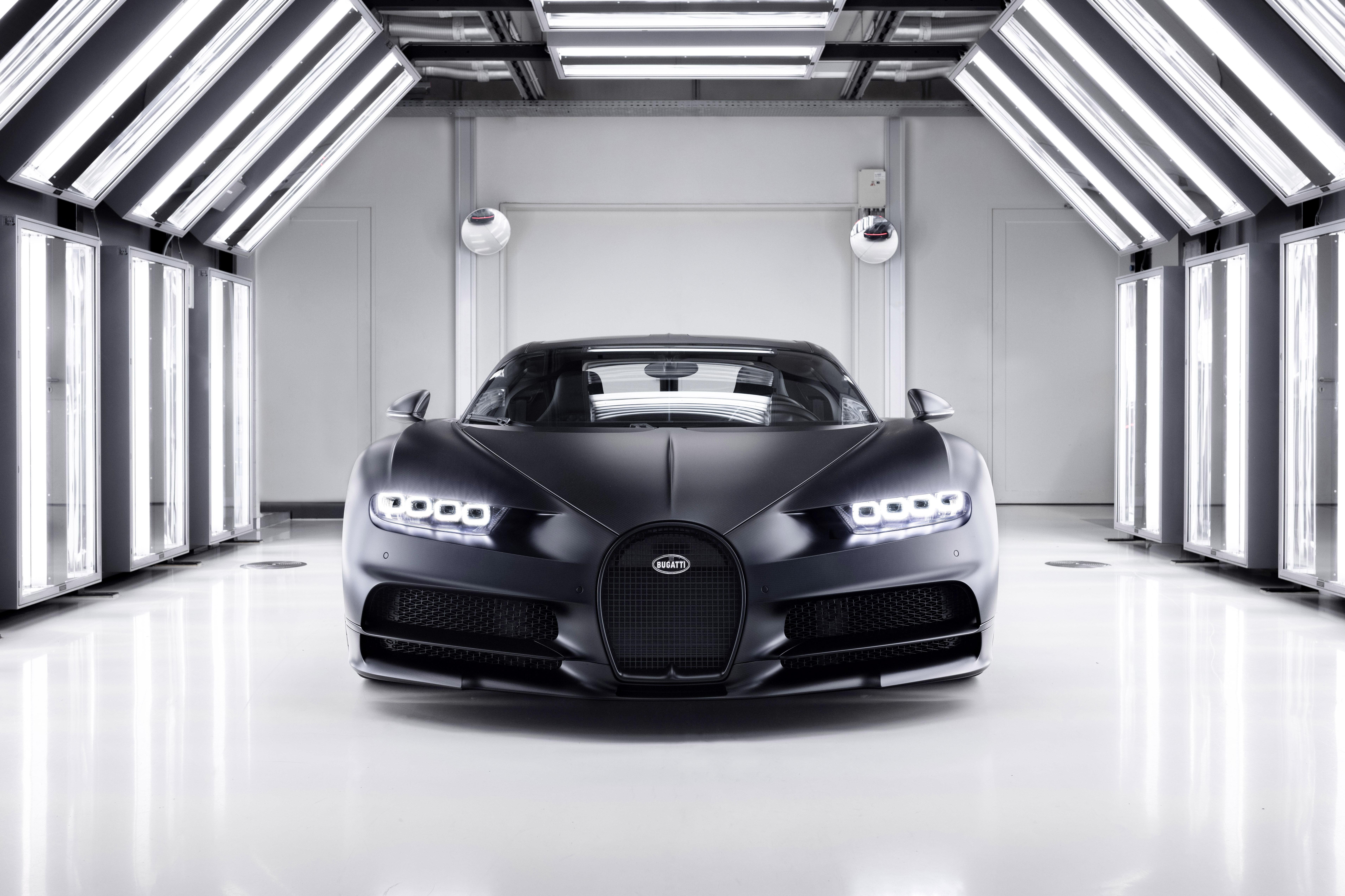 495699 Bildschirmschoner und Hintergrundbilder Bugatti Chiron auf Ihrem Telefon. Laden Sie  Bilder kostenlos herunter