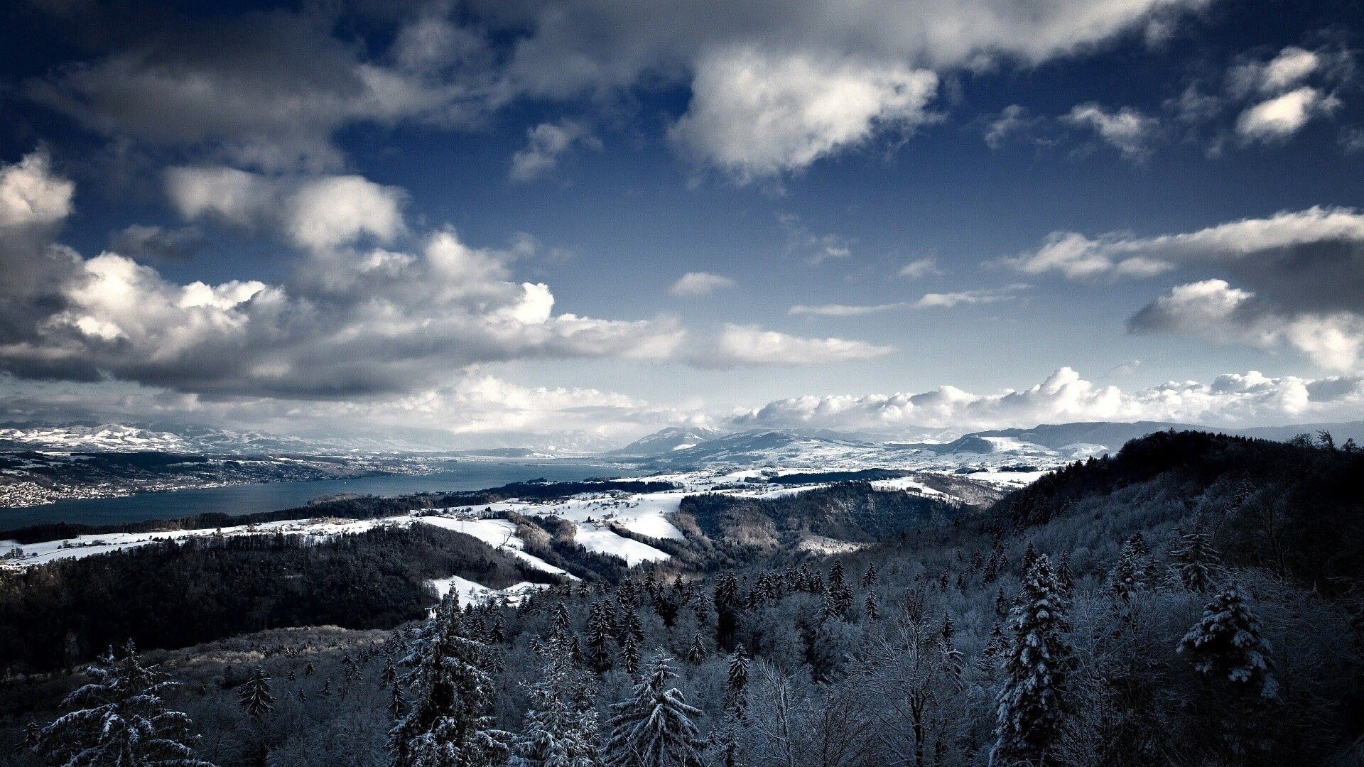Handy-Wallpaper Mountains, Schnee, Scheitel, Nach Oben, Sky, Natur kostenlos herunterladen.