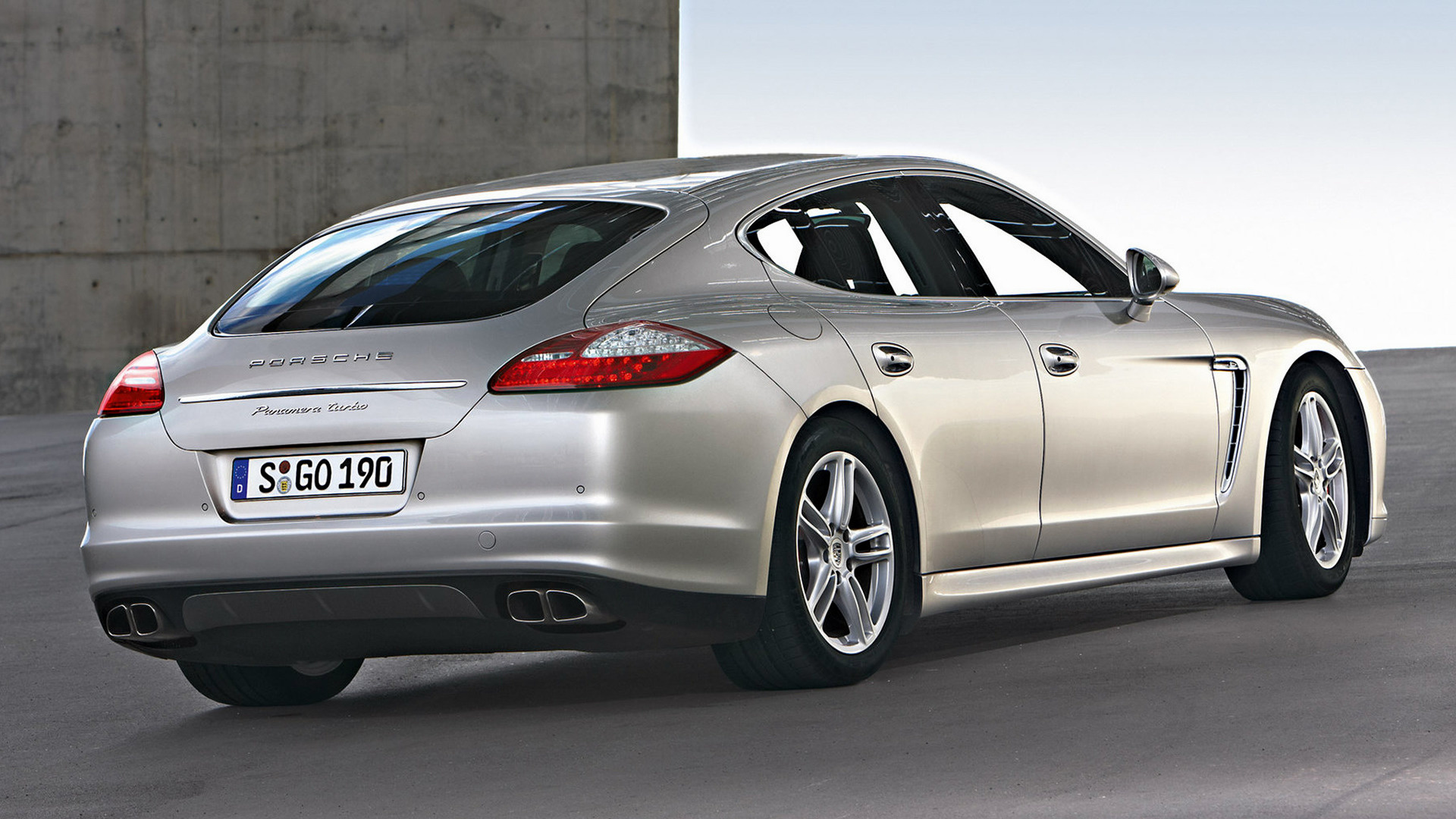 Download mobile wallpaper Porsche, Car, Vehicles, Grand Tourer, Silver Car, Porsche Panamera Turbo for free.