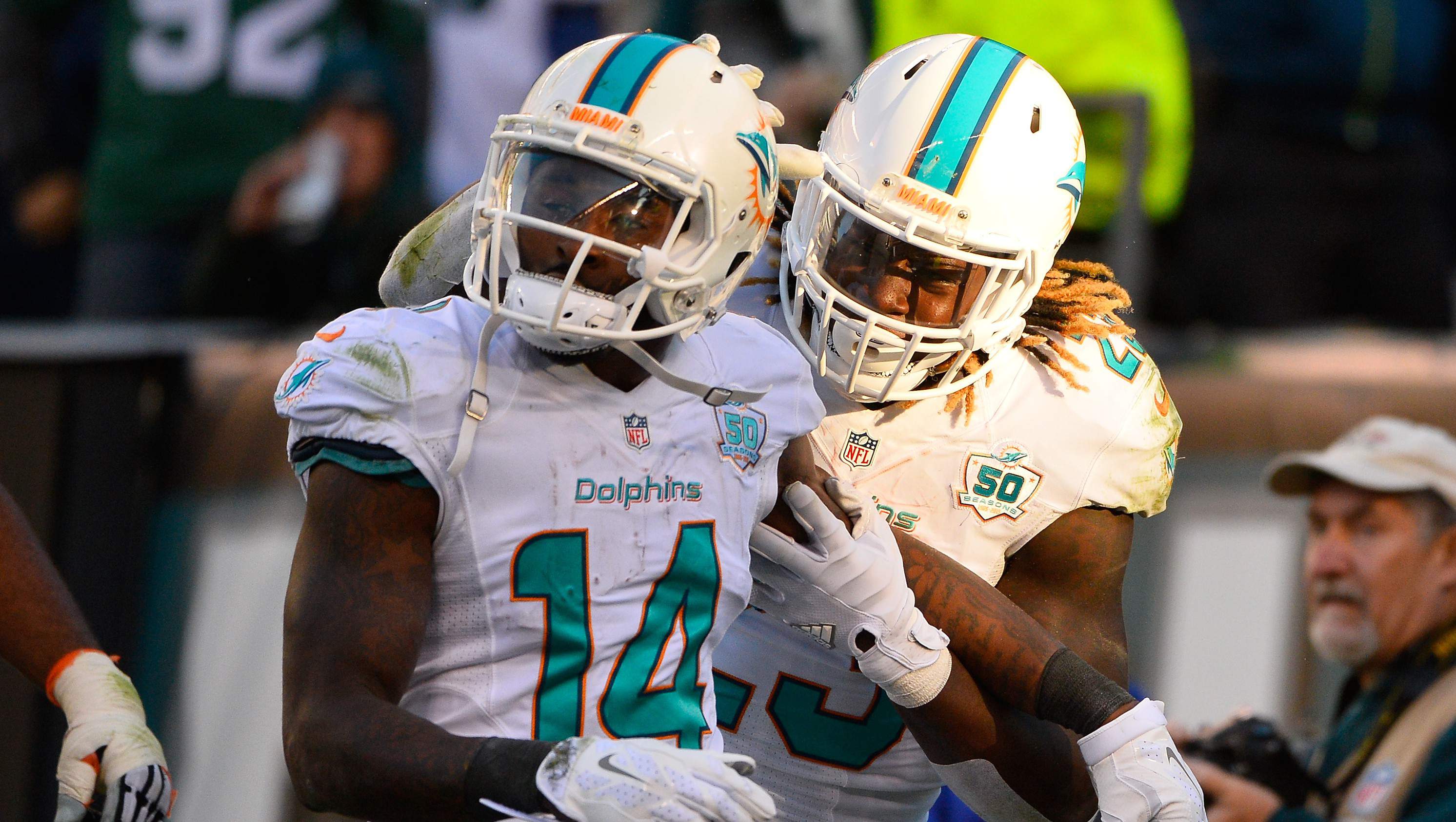 Free download wallpaper Sports, Football, Miami Dolphins on your PC desktop