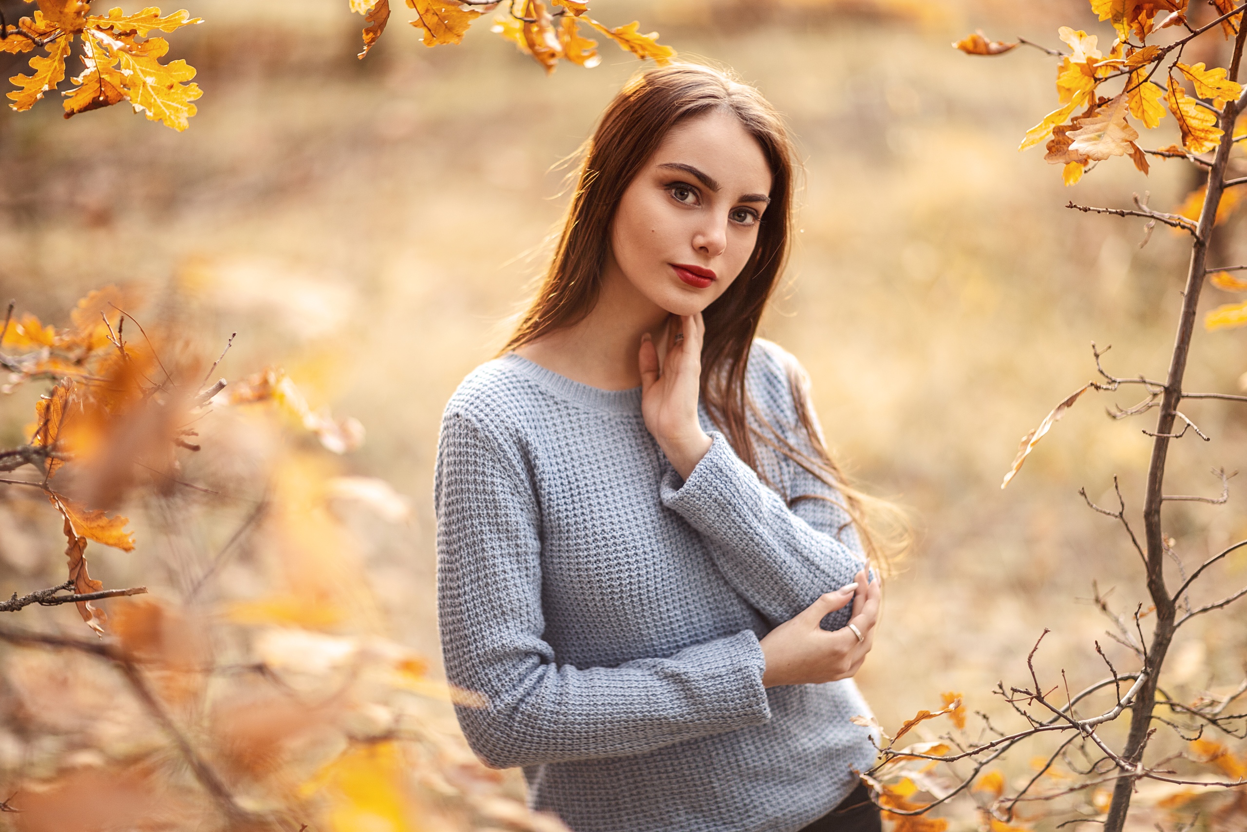 Download mobile wallpaper Fall, Brunette, Model, Women, Lipstick, Depth Of Field for free.