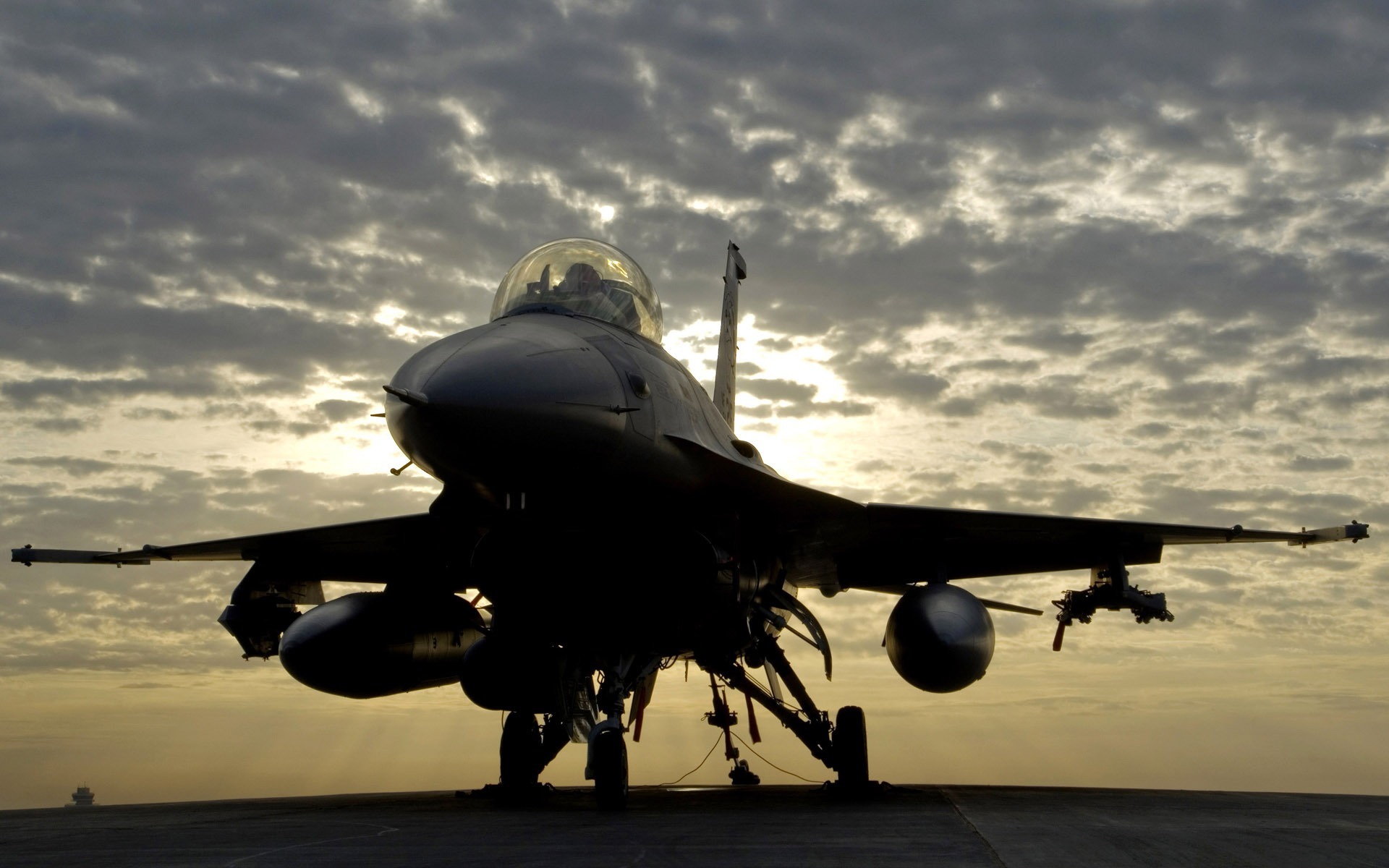 Скачать картинку Военные, General Dynamics F 16 Файтинг Фэлкон, Реактивные Истребители в телефон бесплатно.