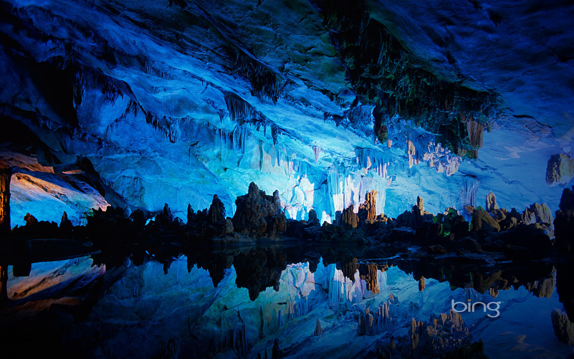 263536 скачать обои пещеры, земля/природа, пещера тростниковой флейты, синий, пещера, природа, отражение - заставки и картинки бесплатно