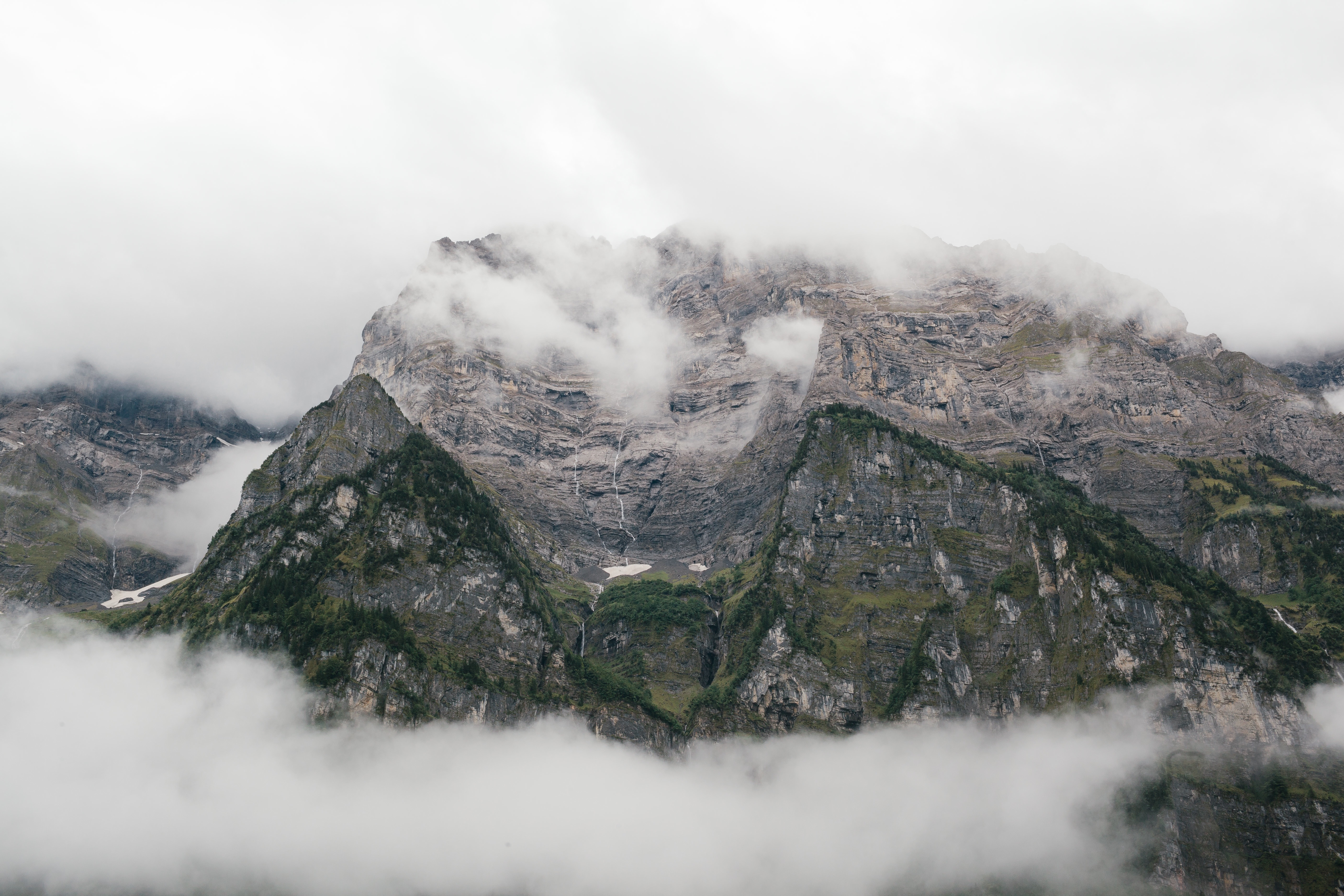 Скачать обои бесплатно Вершины, Природа, Туман, Скалы, Горы картинка на рабочий стол ПК