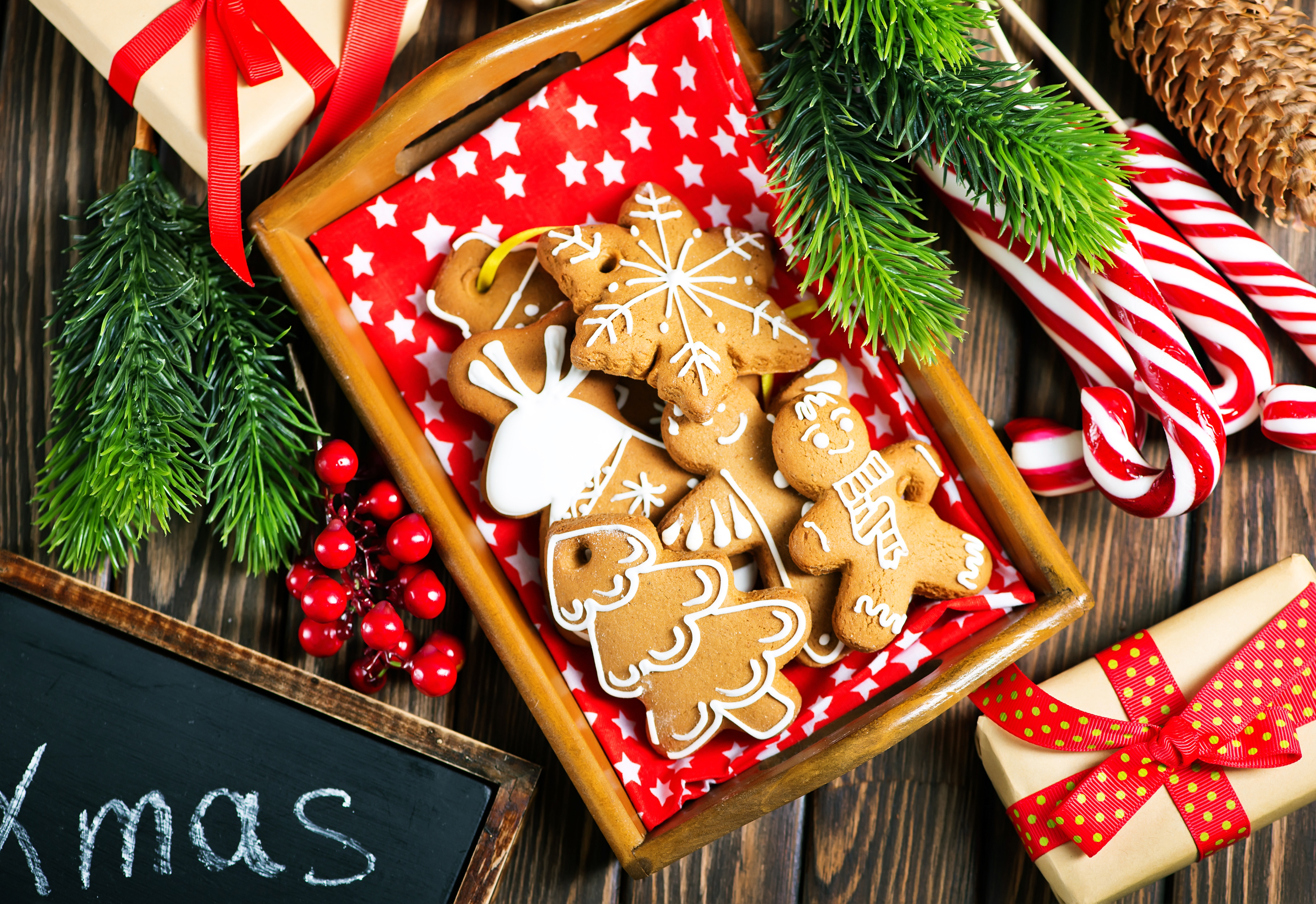 Laden Sie das Feiertage, Weihnachten, Geschenk, Plätzchen, Zuckerstange-Bild kostenlos auf Ihren PC-Desktop herunter
