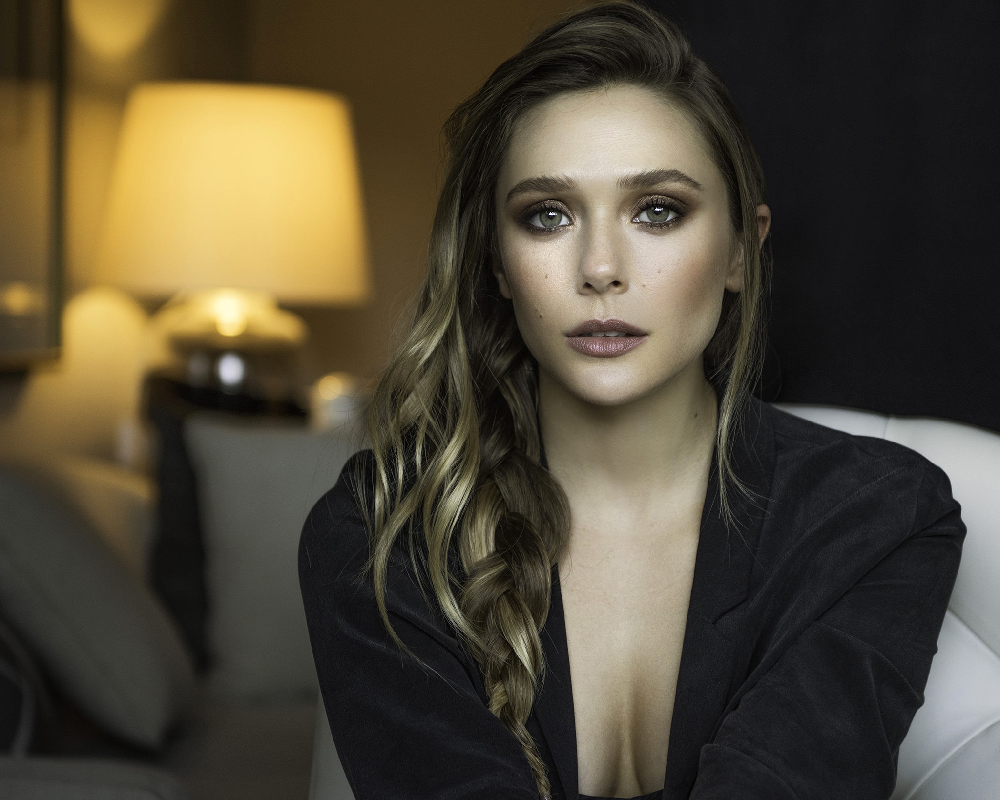 Baixe gratuitamente a imagem Trança, Americano, Celebridade, Cabelo Castanho, Atriz, Elizabeth Olsen na área de trabalho do seu PC