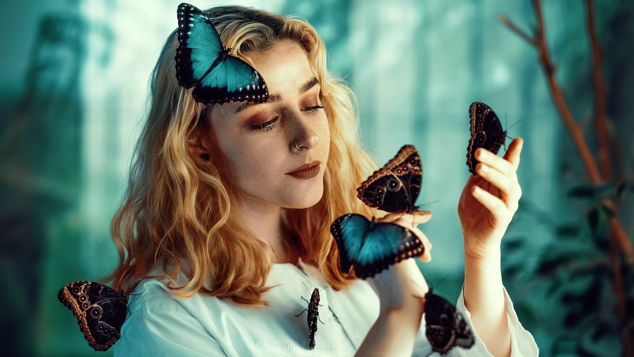 Download mobile wallpaper Butterfly, Mood, Blonde, Model, Women, Depth Of Field for free.