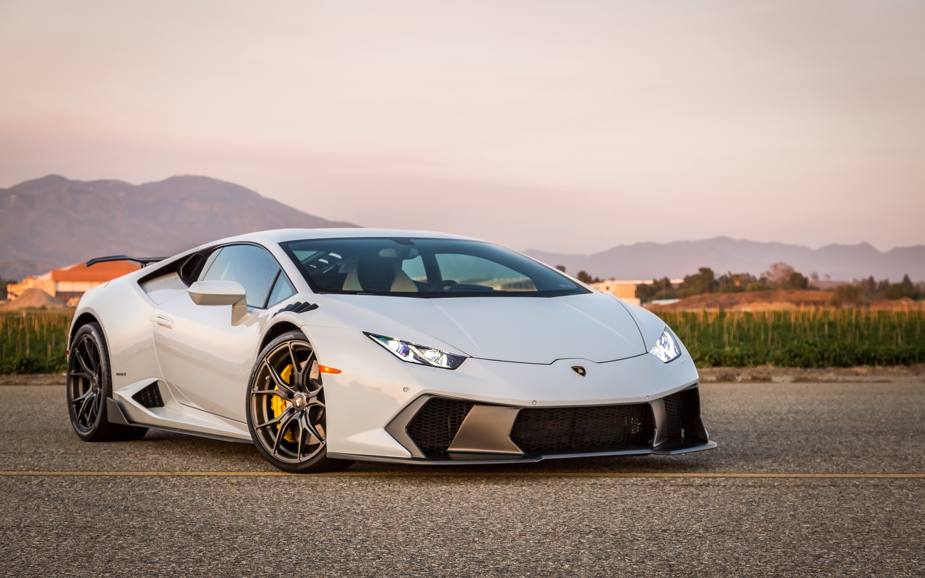 Free download wallpaper Vehicles, Lamborghini Huracán on your PC desktop