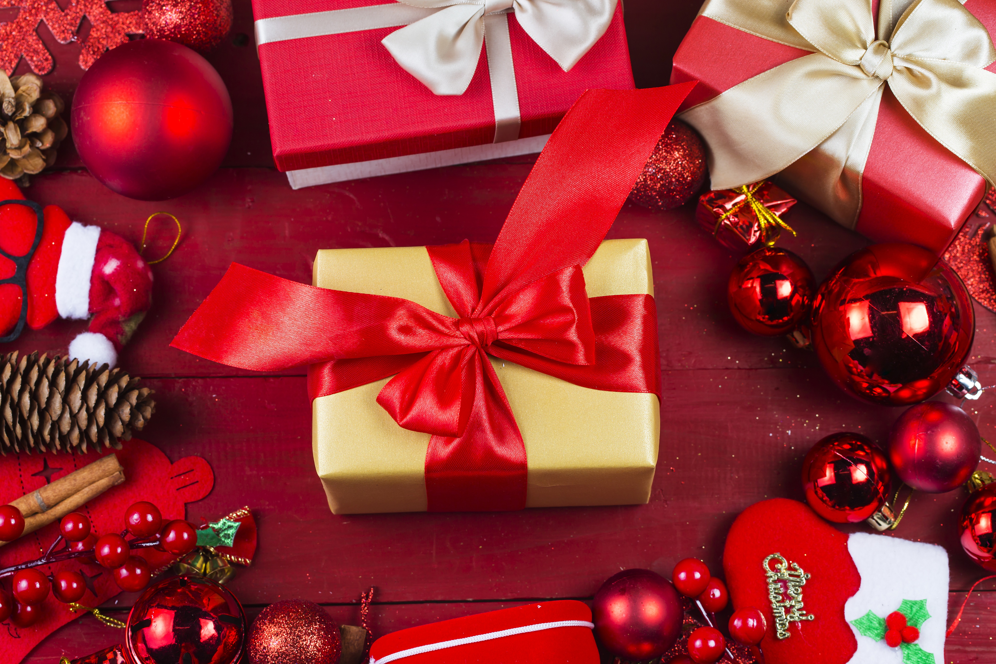 Baixe gratuitamente a imagem Natal, Bugiganga, Presente, Enfeites De Natal, Feriados na área de trabalho do seu PC