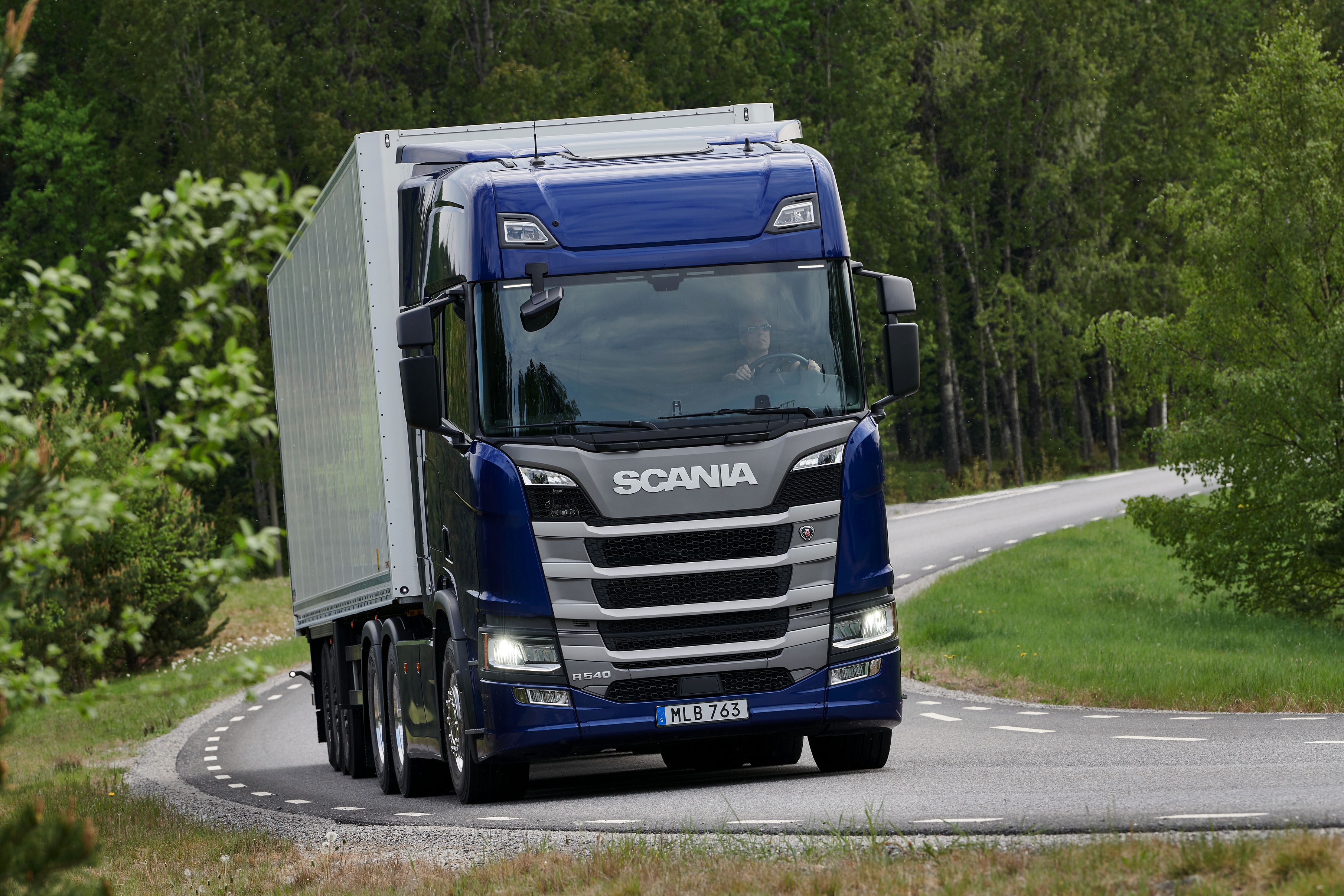 Завантажити шпалери Scania R540 на телефон безкоштовно