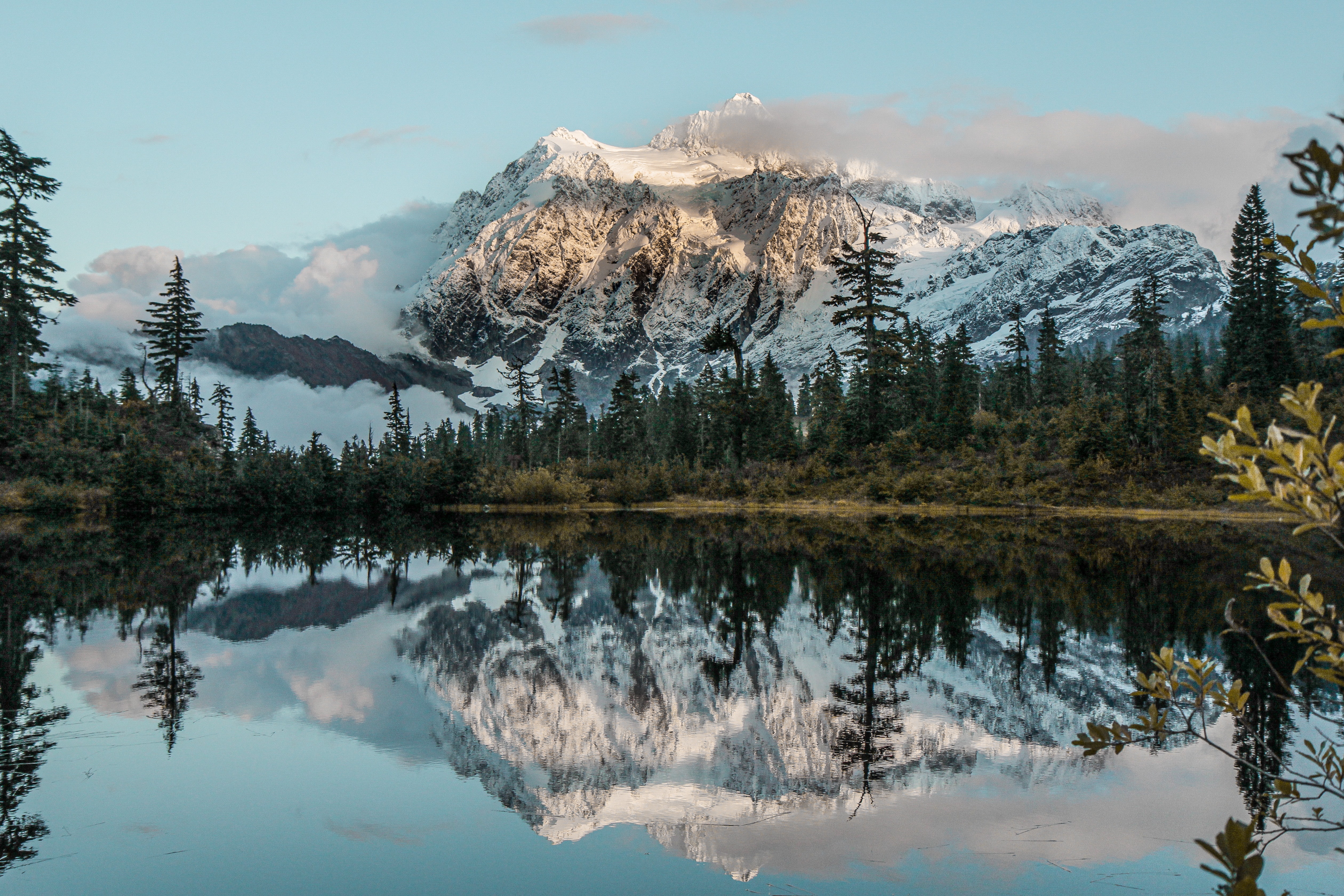Laden Sie das Berg, Reflexion, Bäume, See, Natur, Wasser, Landschaft-Bild kostenlos auf Ihren PC-Desktop herunter