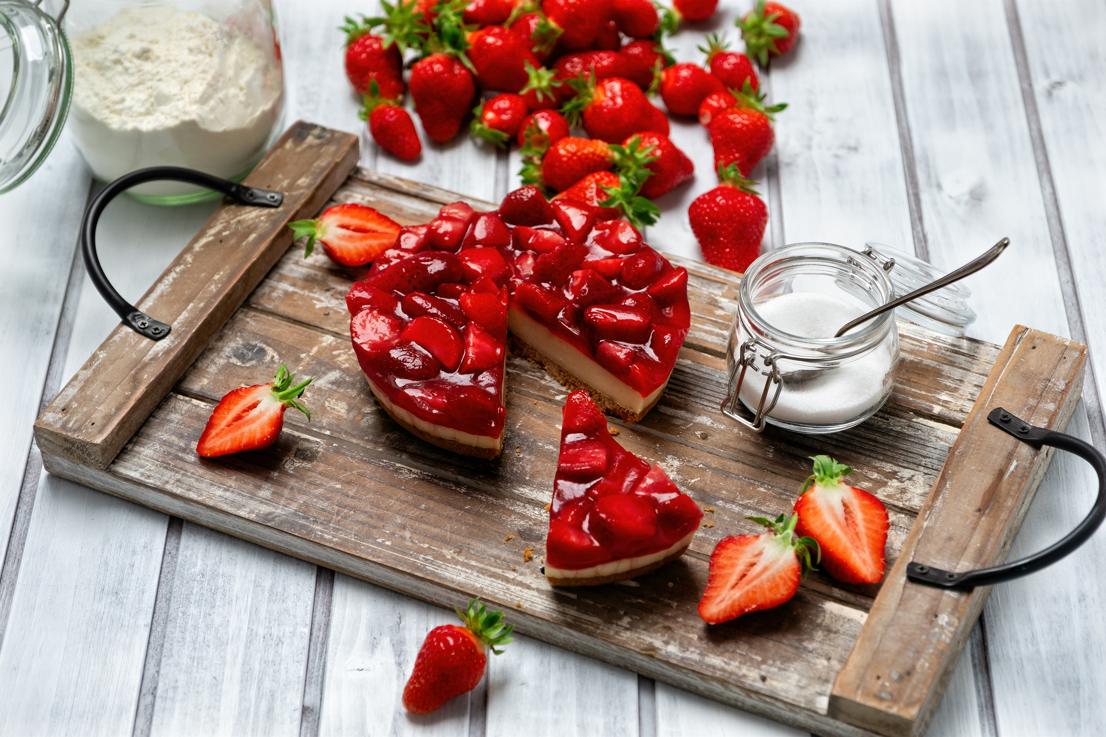 Handy-Wallpaper Erdbeere, Dessert, Gebäck, Frucht, Nahrungsmittel, Stillleben kostenlos herunterladen.