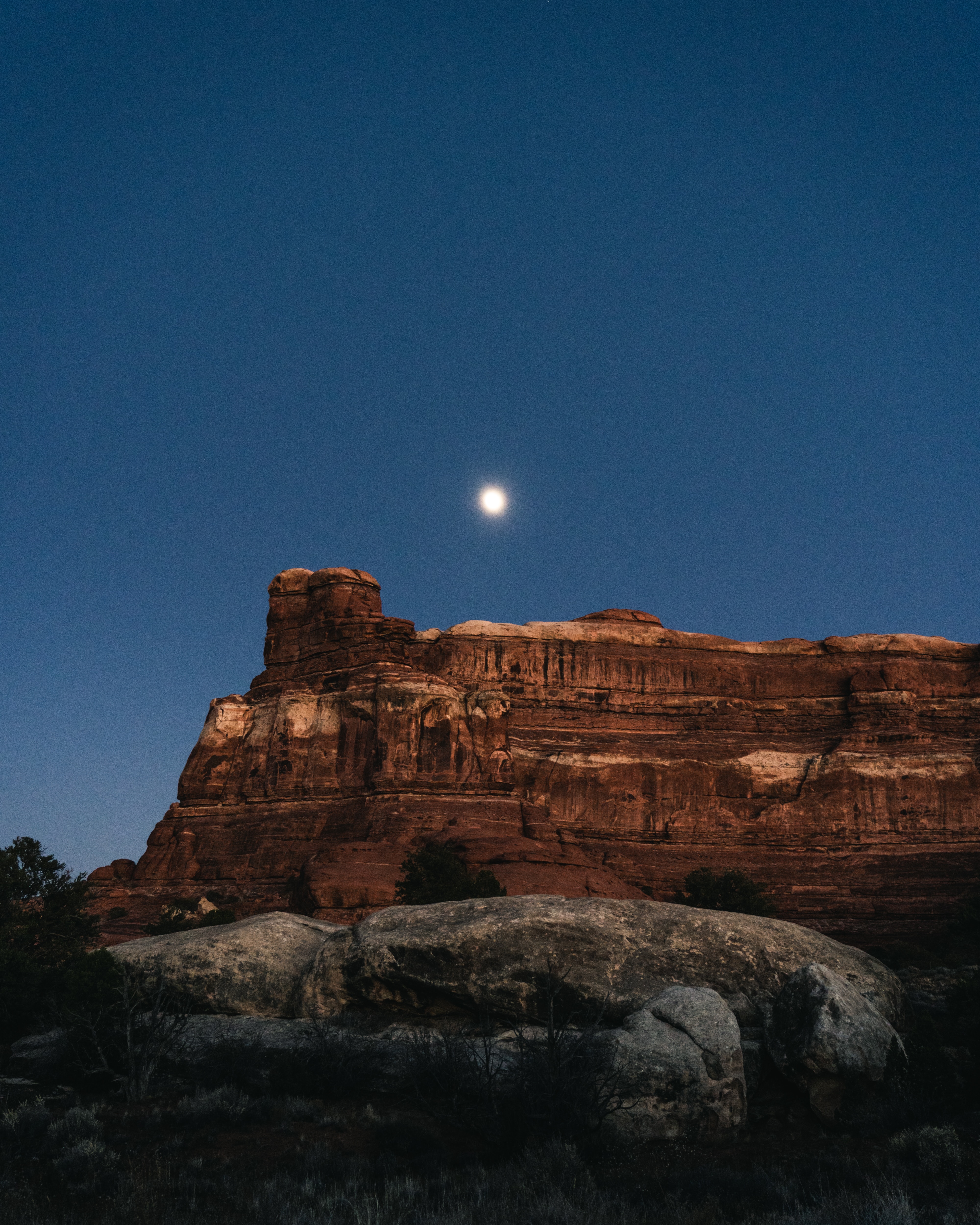 Download mobile wallpaper Rocks, Nature, Canyon, Night, Landscape, Moon for free.