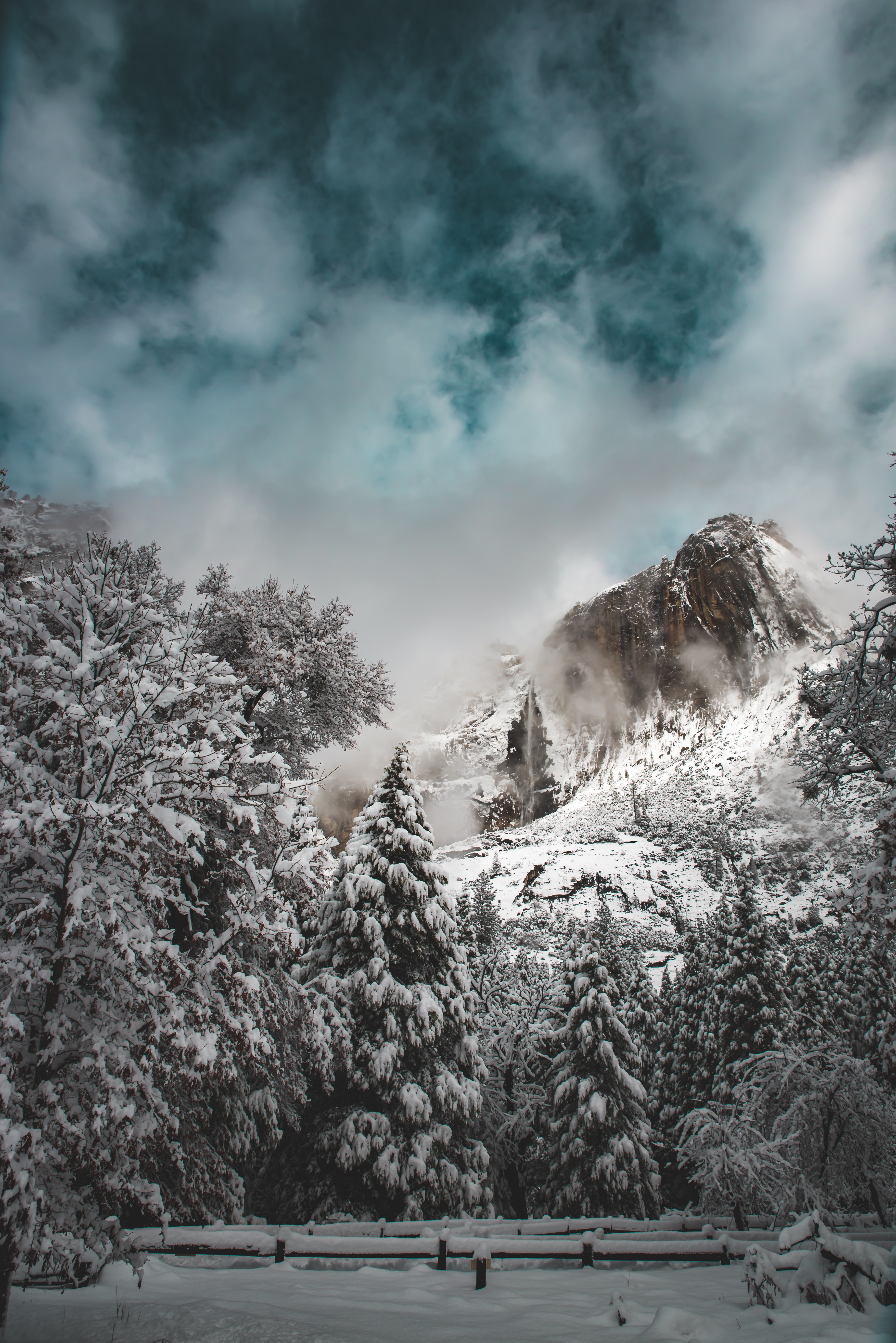 157178 descargar imagen montañas, nieve, invierno, naturaleza, nubes: fondos de pantalla y protectores de pantalla gratis