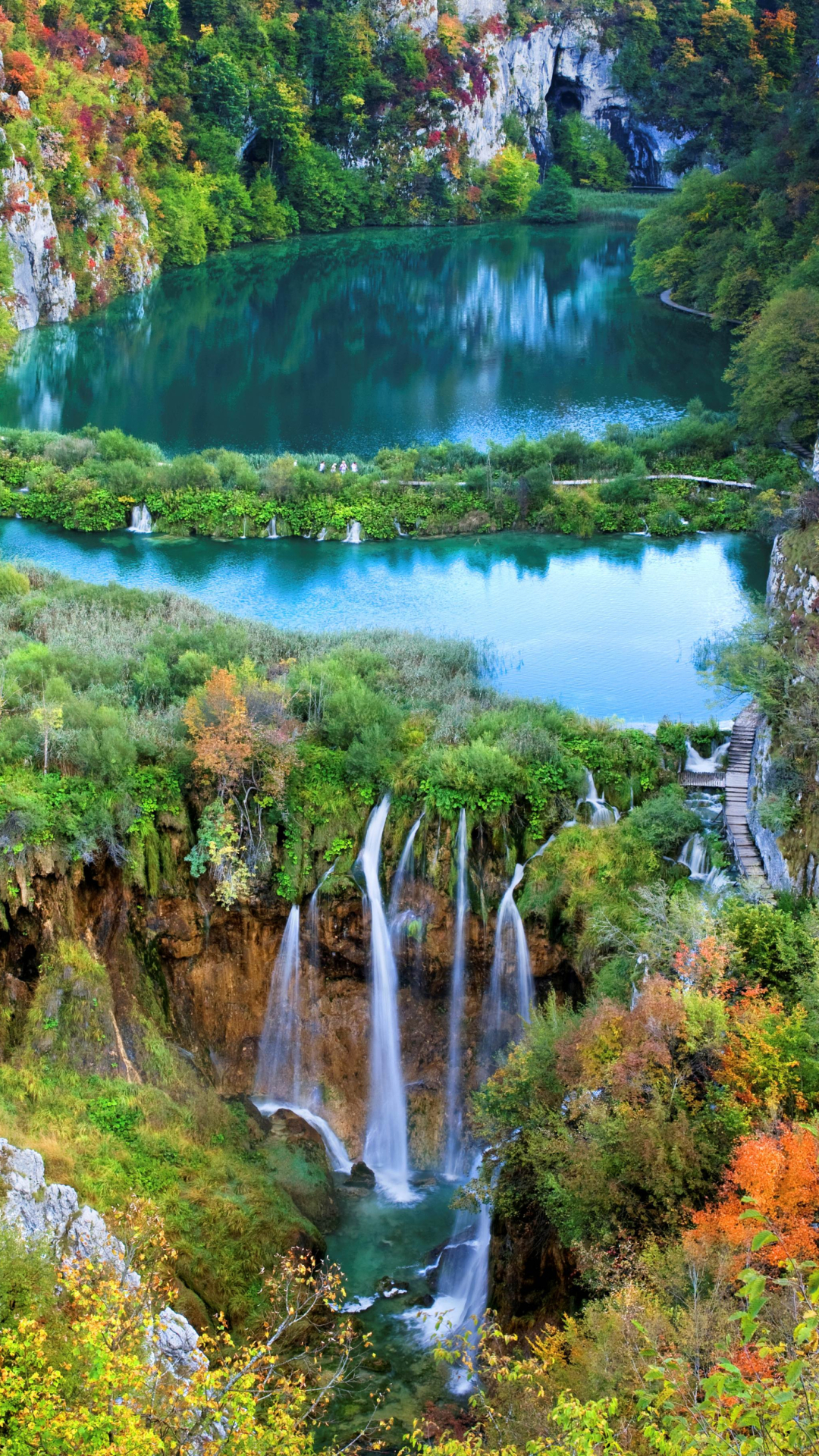 Handy-Wallpaper Herbst, Wasserfälle, Wasserfall, Wald, Erde/natur, Nationalpark Plitvicer Seen kostenlos herunterladen.