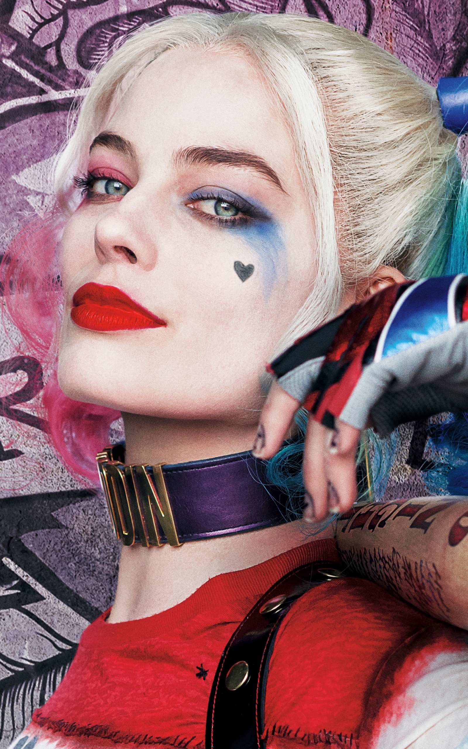Download mobile wallpaper Blonde, Movie, Harley Quinn, Actress, Lipstick, Suicide Squad, Australian, Margot Robbie for free.
