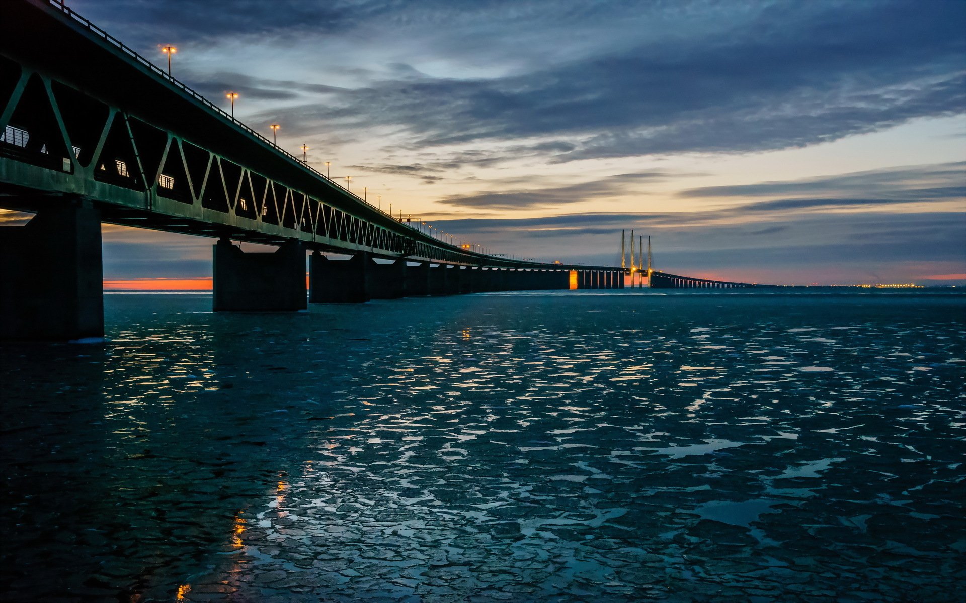 377771 descargar imagen hecho por el hombre, puente, dinamarca, hielo, océano, puente de oresund, suecia, puentes: fondos de pantalla y protectores de pantalla gratis
