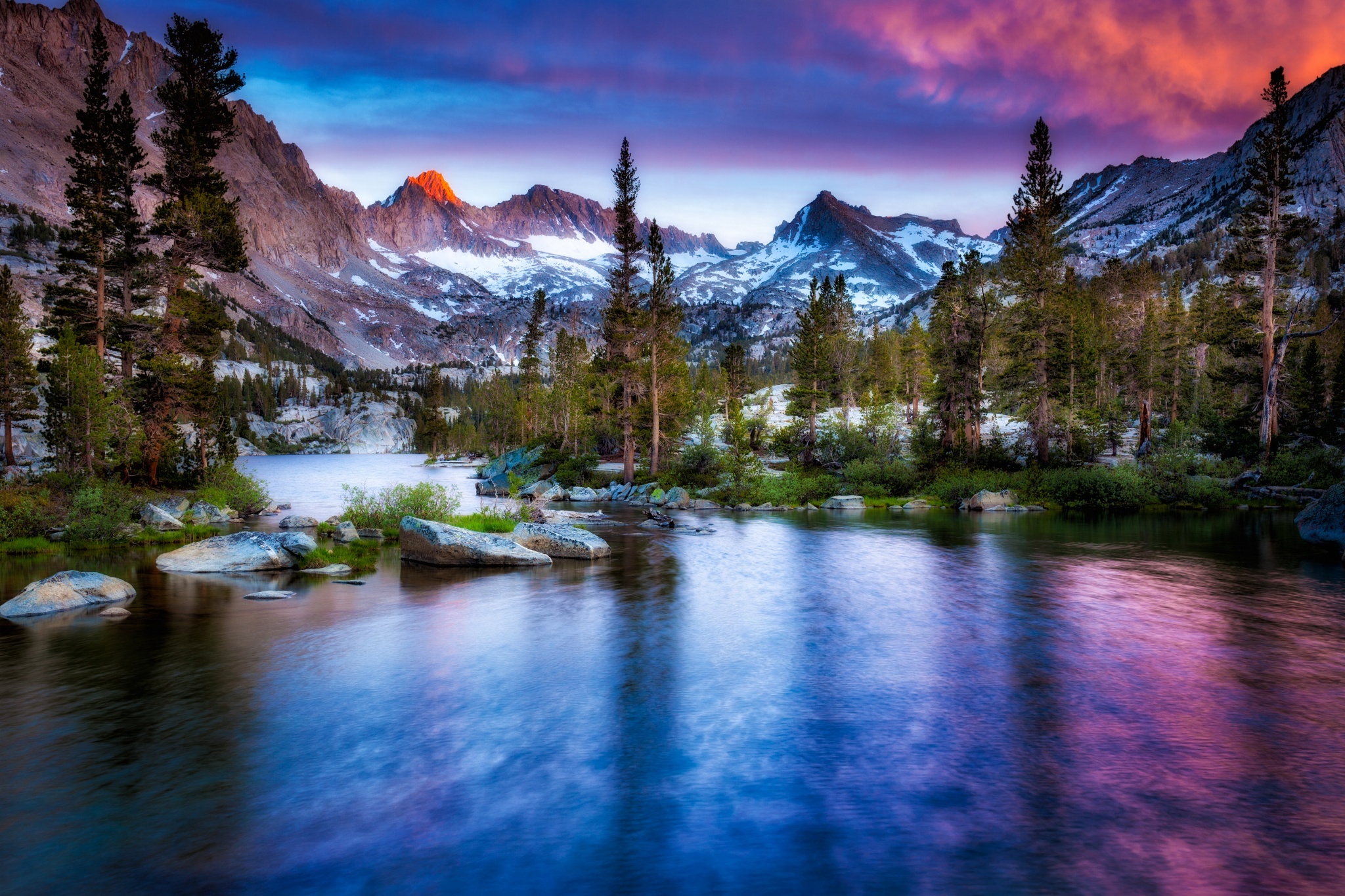 Descarga gratis la imagen Paisaje, Nieve, Montaña, Lago, Árbol, Nube, Tierra/naturaleza en el escritorio de tu PC