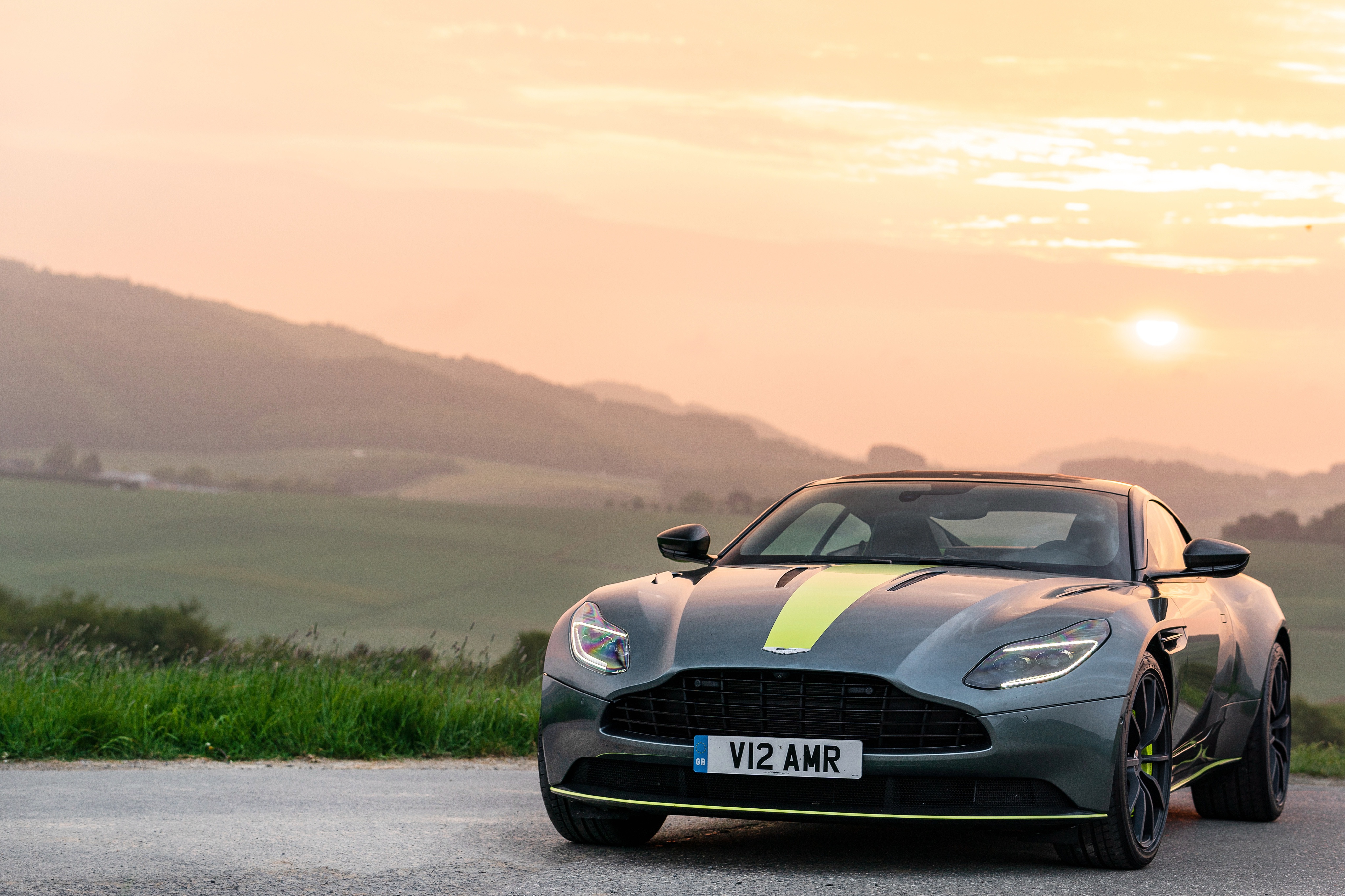 Download mobile wallpaper Aston Martin, Car, Supercar, Aston Martin Db11, Vehicles, Grand Tourer for free.