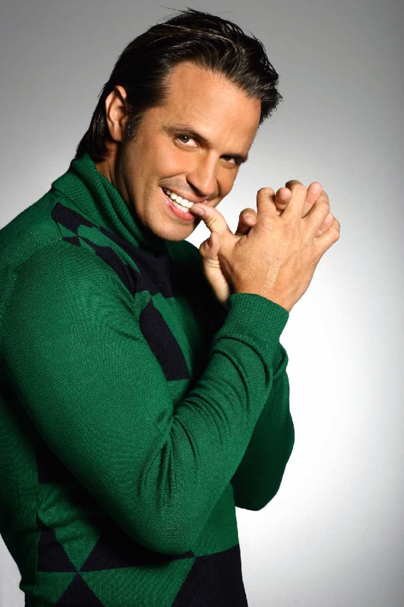 Download mobile wallpaper Guillermo Perez, People, Men, Actors for free.