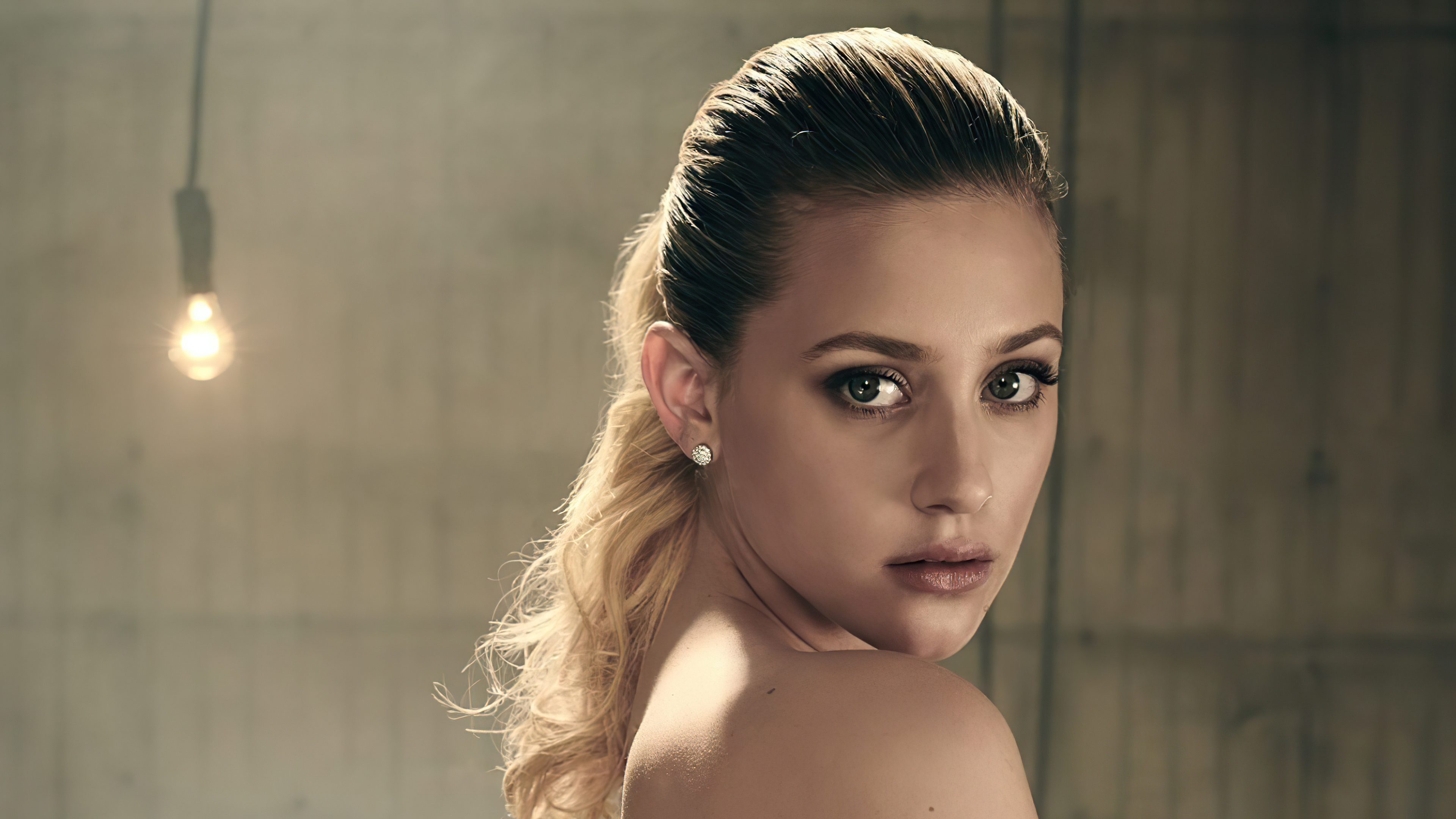Download mobile wallpaper American, Celebrity, Actress, Lili Reinhart for free.