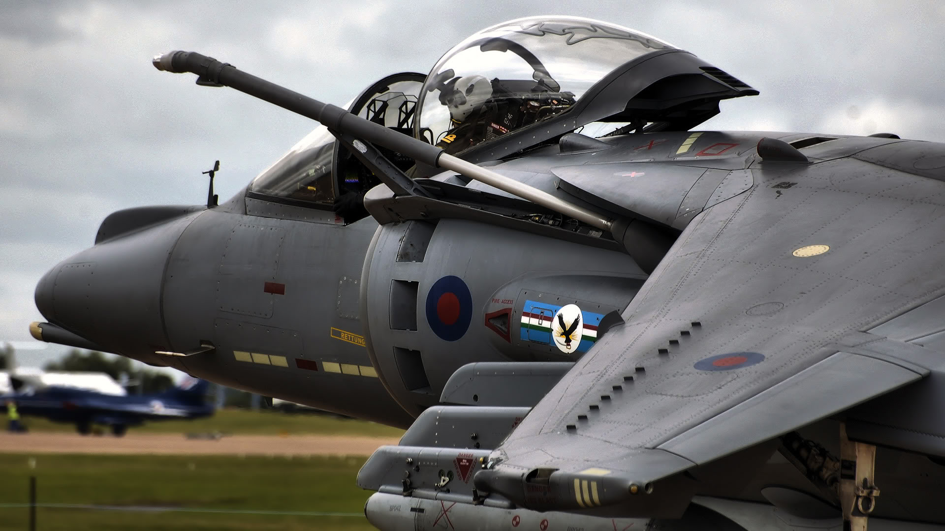 Завантажити шпалери British Aerospace Harrier Ii на телефон безкоштовно