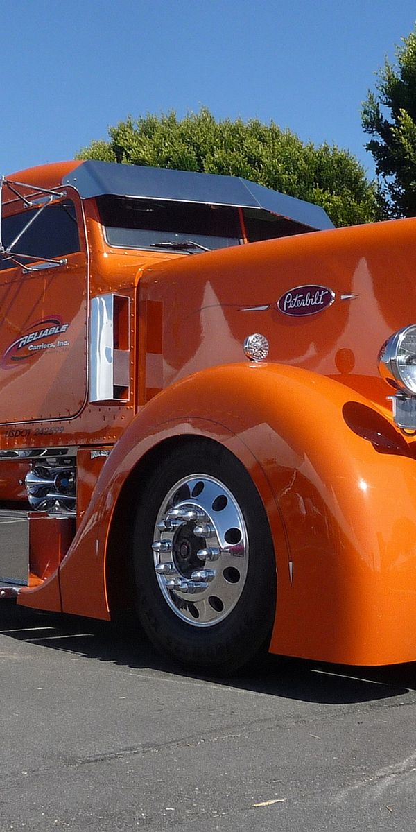 Free Truck 4K Wallpapers & Desktop HD Backgrounds for PC