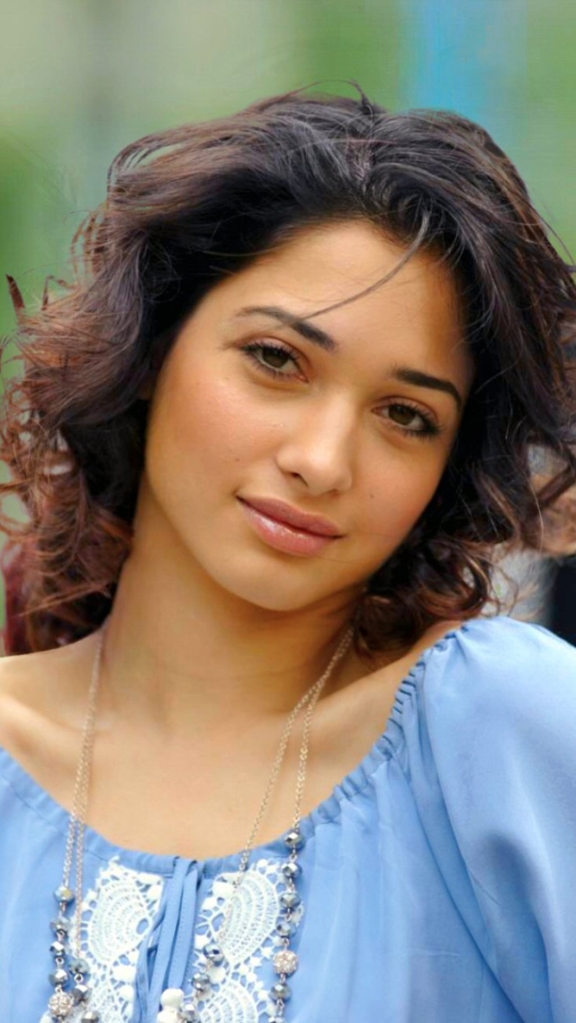 Download mobile wallpaper Face, Brunette, Celebrity, Actress, Tamannaah Bhatia, Bollywood for free.